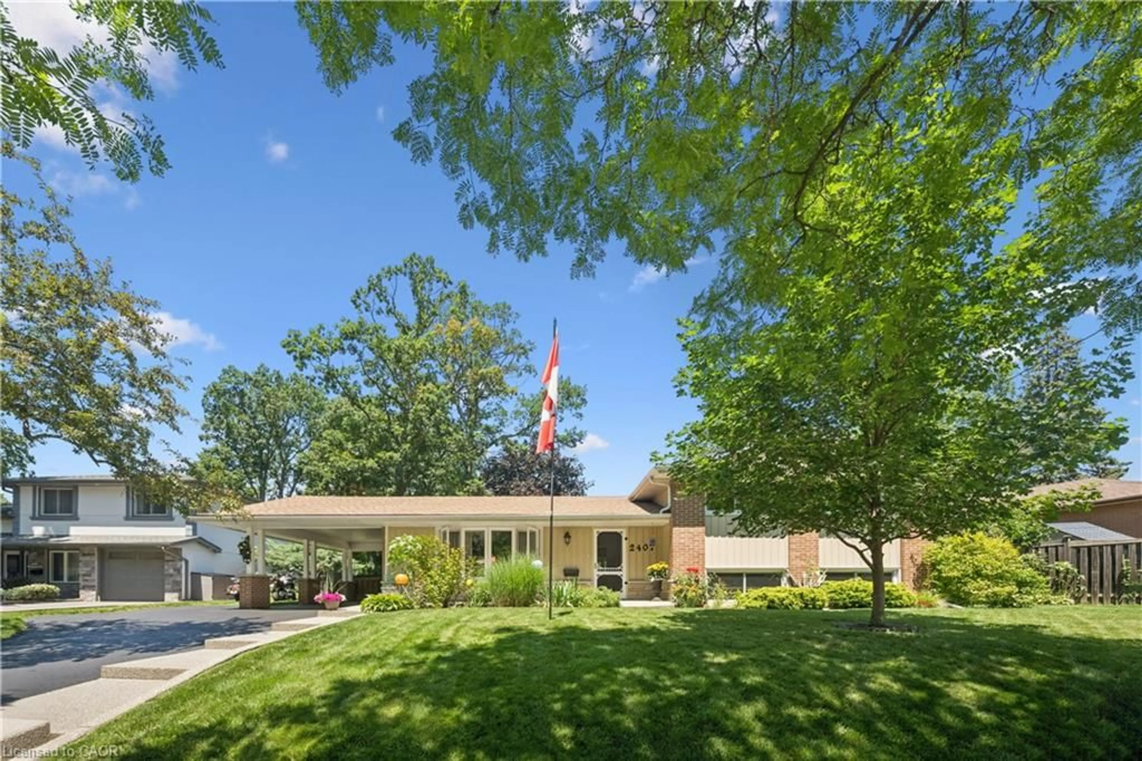 Unknown for 2407 St Frances Dr, Burlington Ontario L7P 1V3