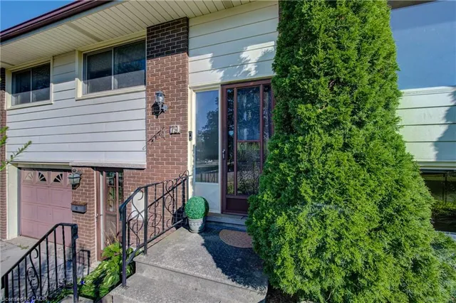 79 Gay Cres, Kitchener 3