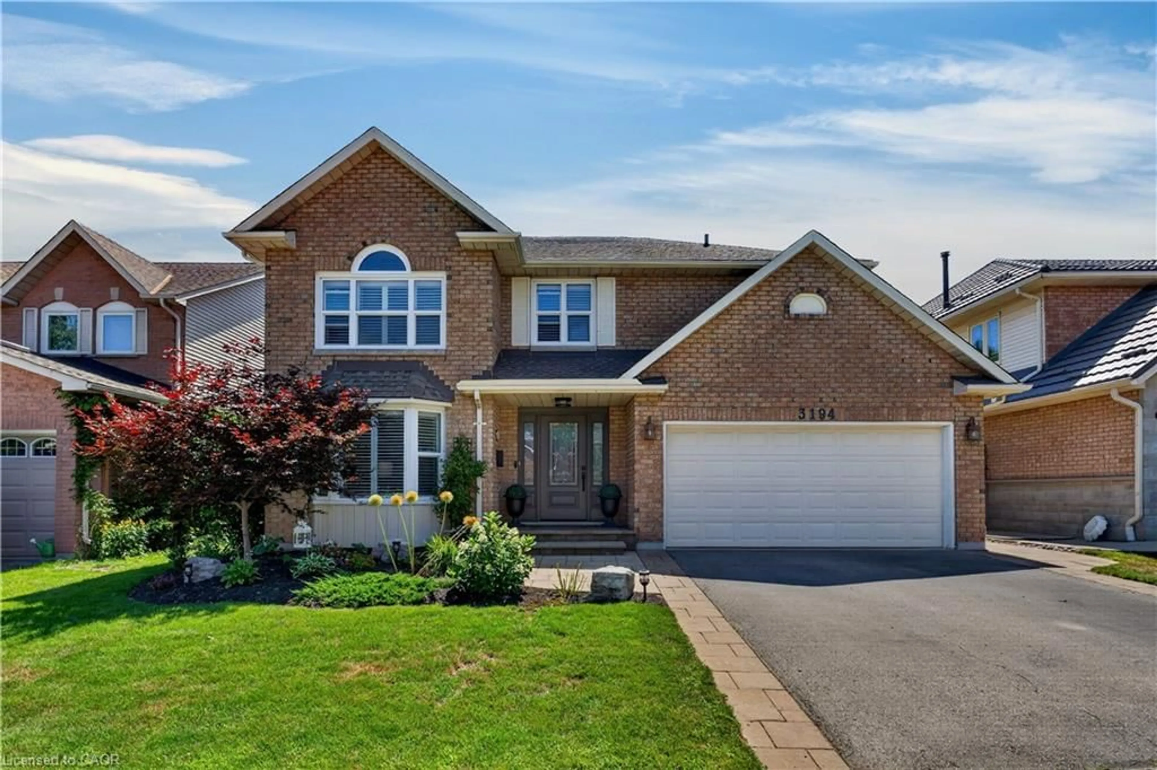 Home with brick exterior material, street for 3194 Tania Cres, Burlington Ontario L7M 3M7