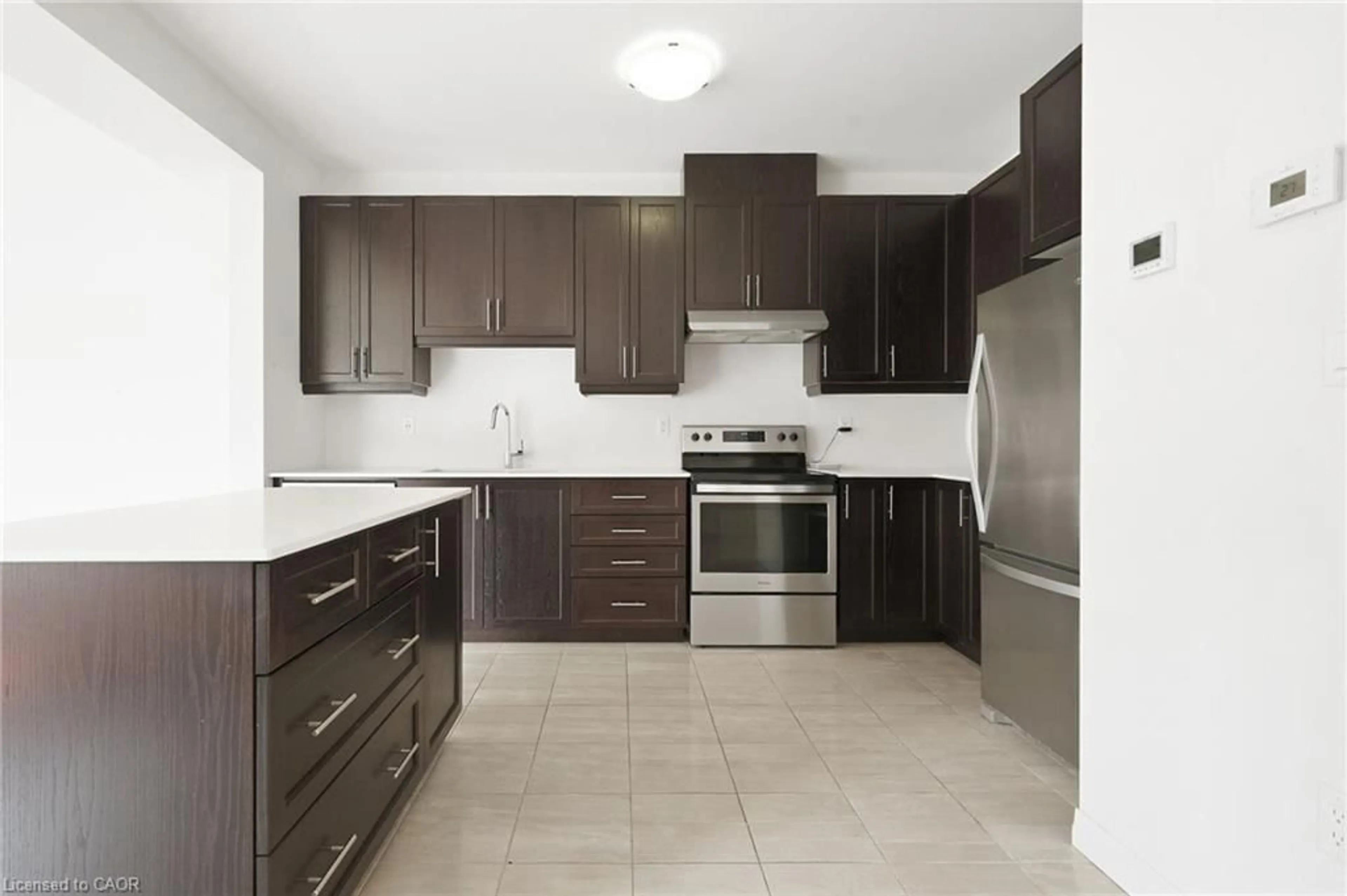 Standard kitchen, ceramic/tile floor for 3996 Crown St, Beamsville Ontario L3J 0S6