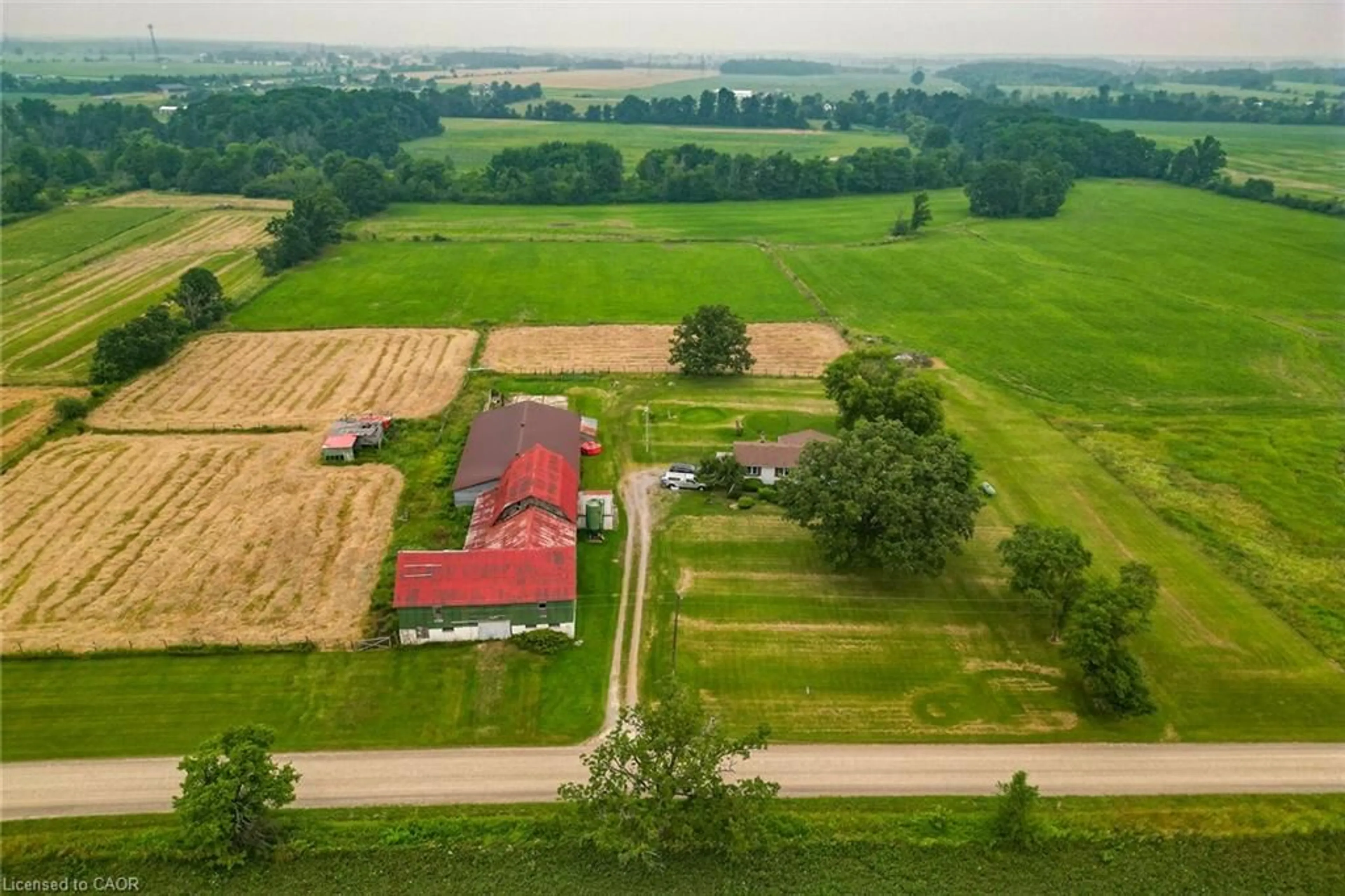 A pic from outside/outdoor area/front of a property/back of a property/a pic from drone, unknown for 7823 Range Rd 1, Smithville Ontario L0R 2A0