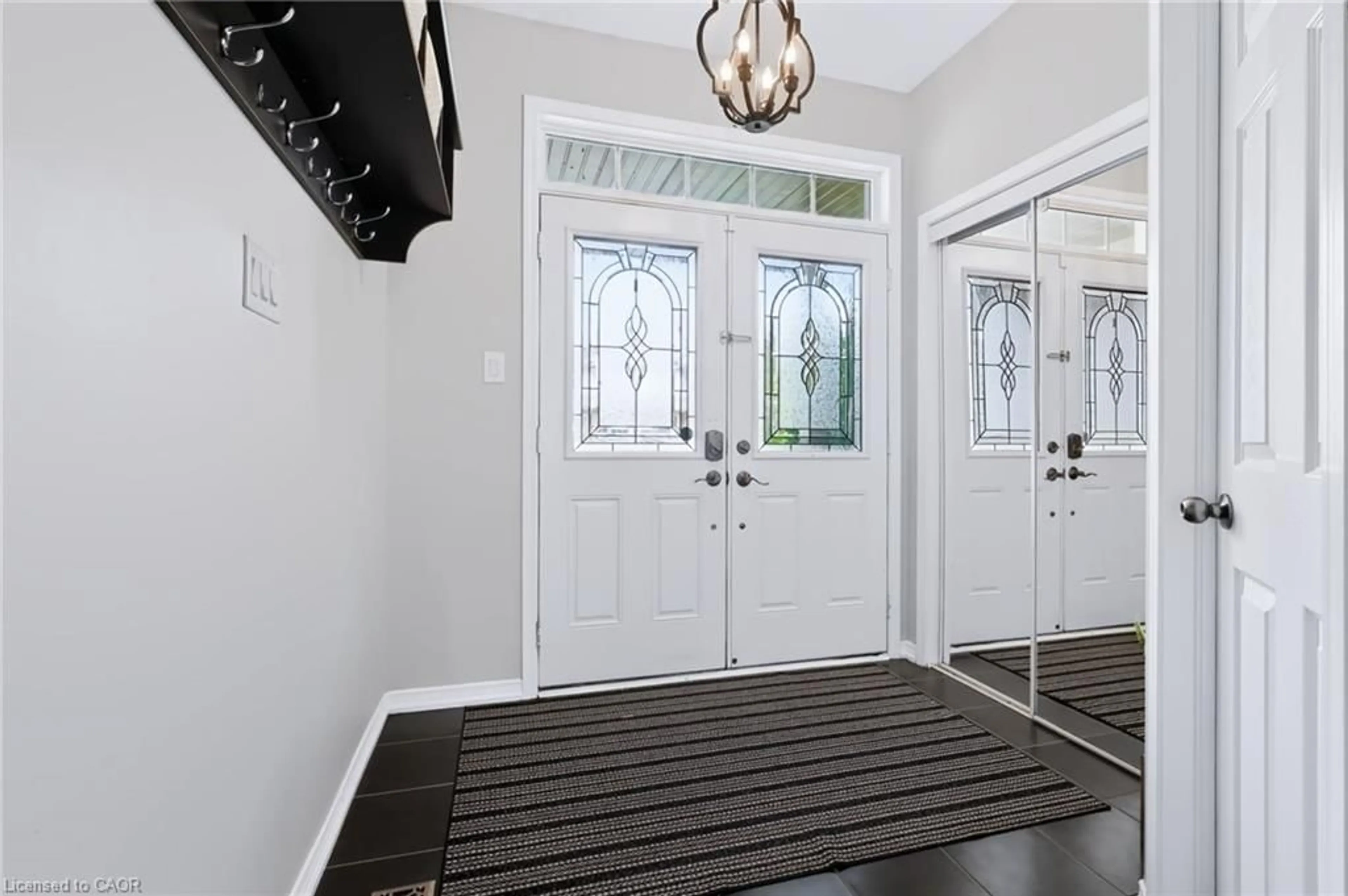 Indoor entryway for 58 Bisset Ave, Brantford Ontario N3T 0H3