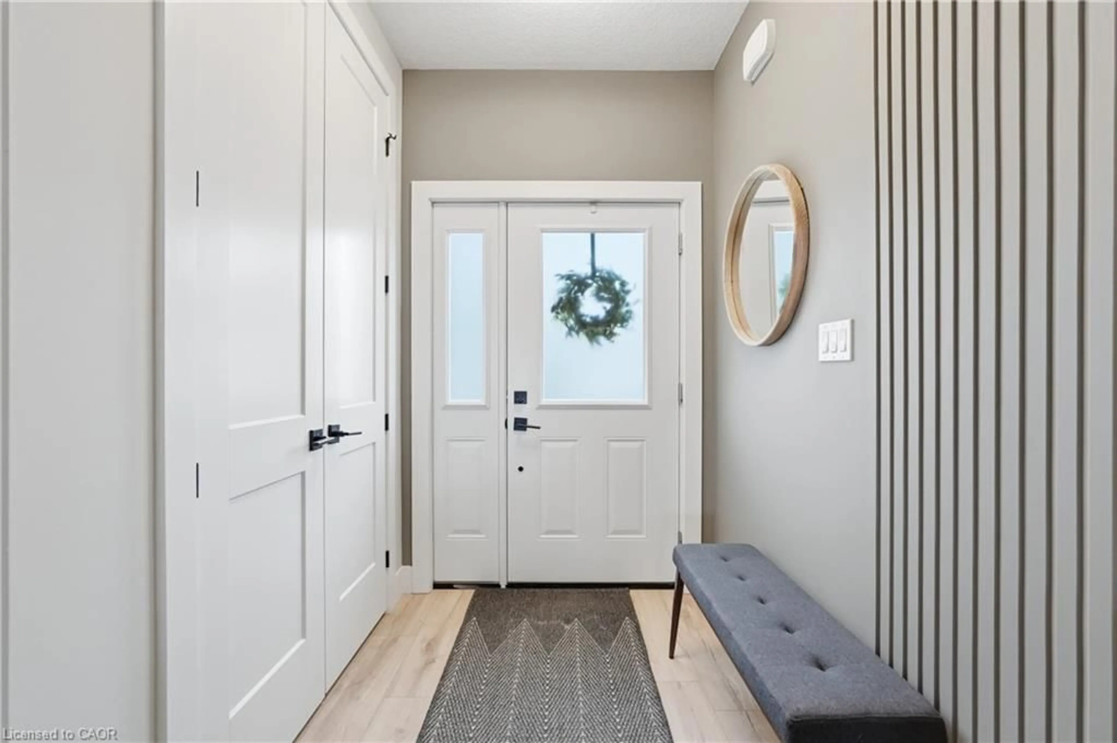 Indoor entryway for 744 Nelson St #4, Port Dover Ontario N0A 1N4