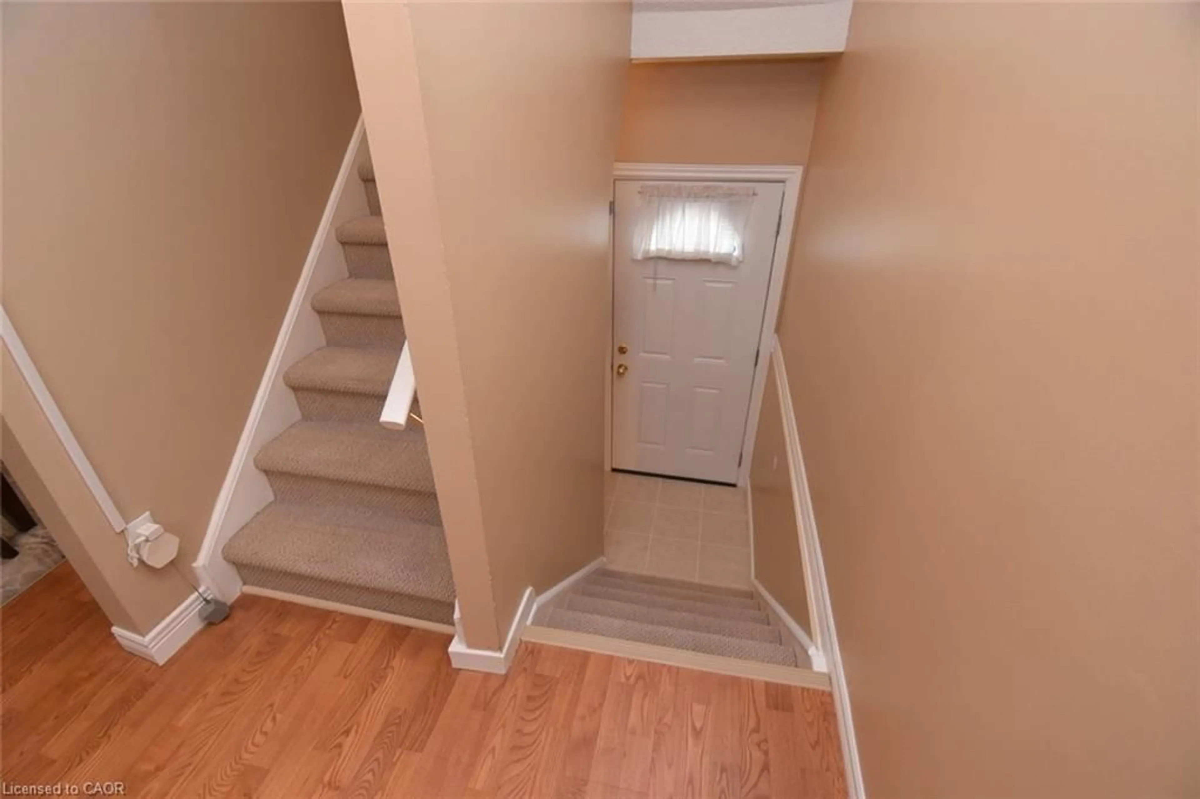 Unknown for 63 Fonthill Rd #1, Hamilton Ontario L9C 6T1