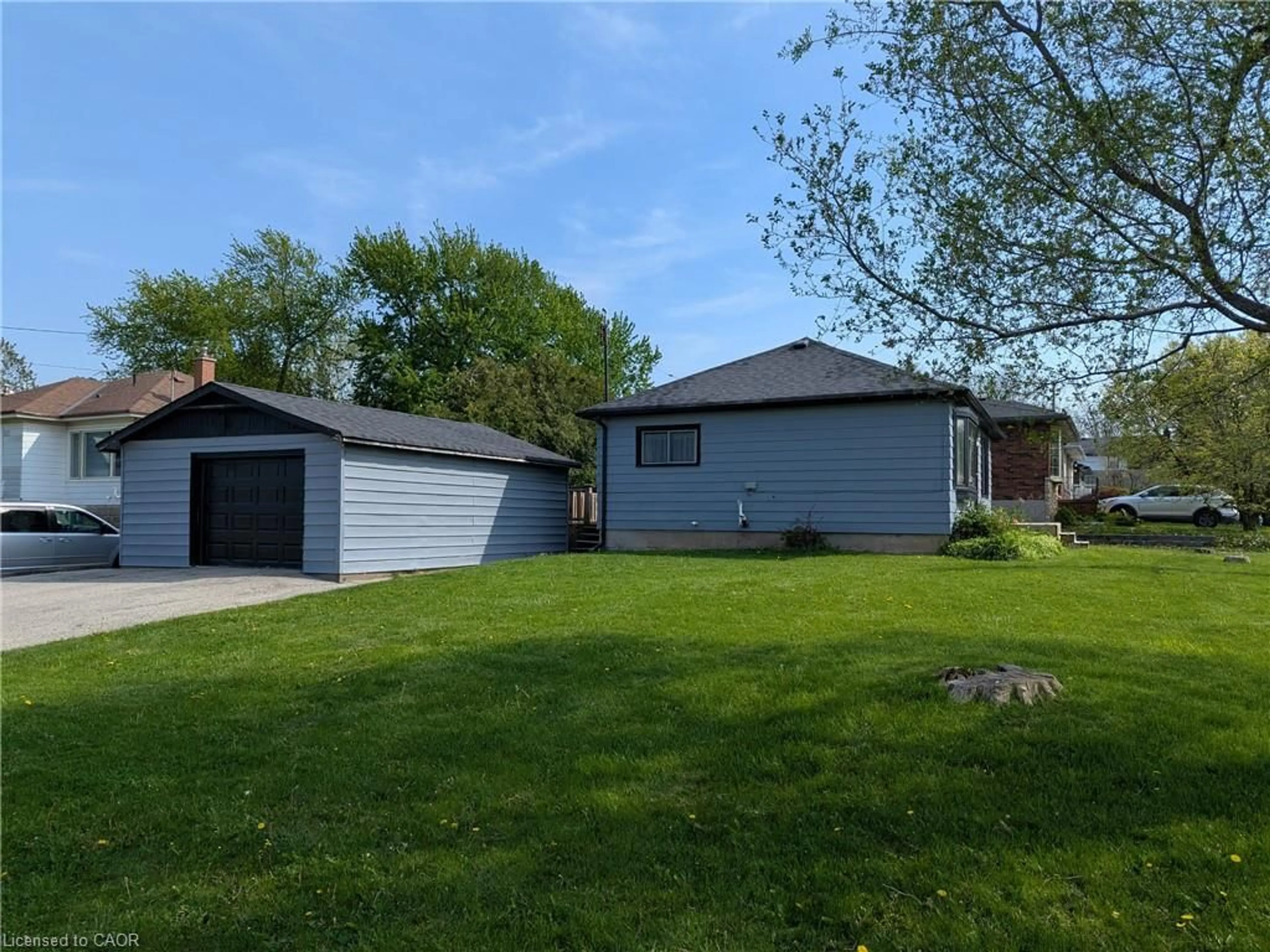Unknown for 3 Maitland Ave, Hamilton Ontario L9A 3J4