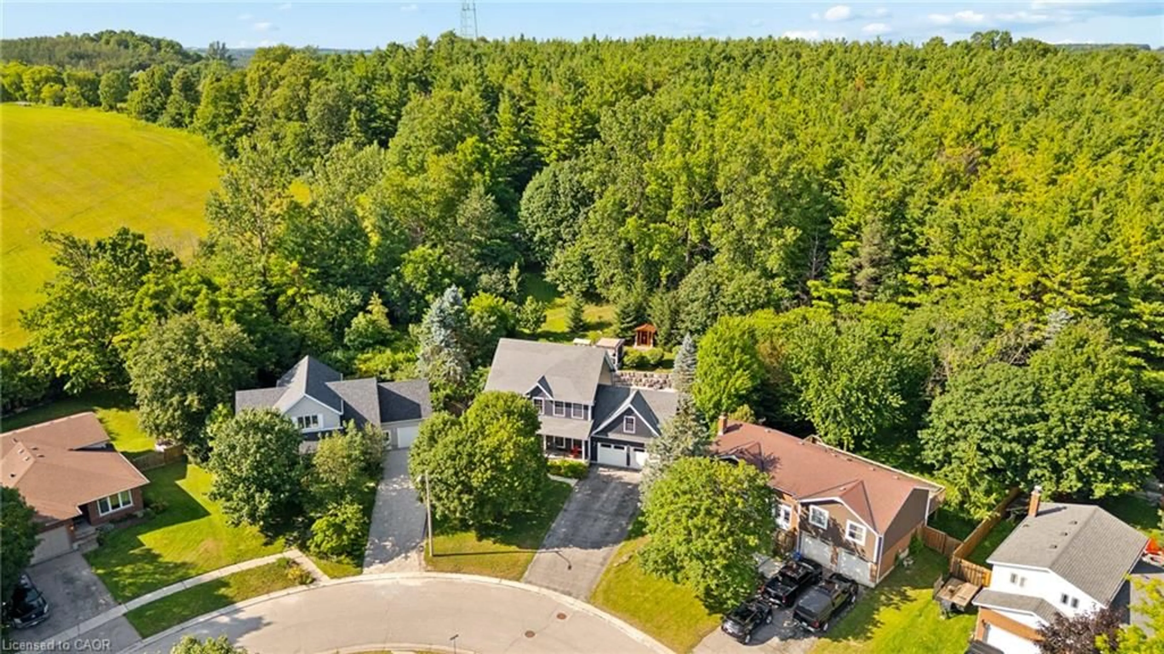 A pic from outside/outdoor area/front of a property/back of a property/a pic from drone, forest/trees view for 243 Christie St, Rockwood Ontario N0B 2K0