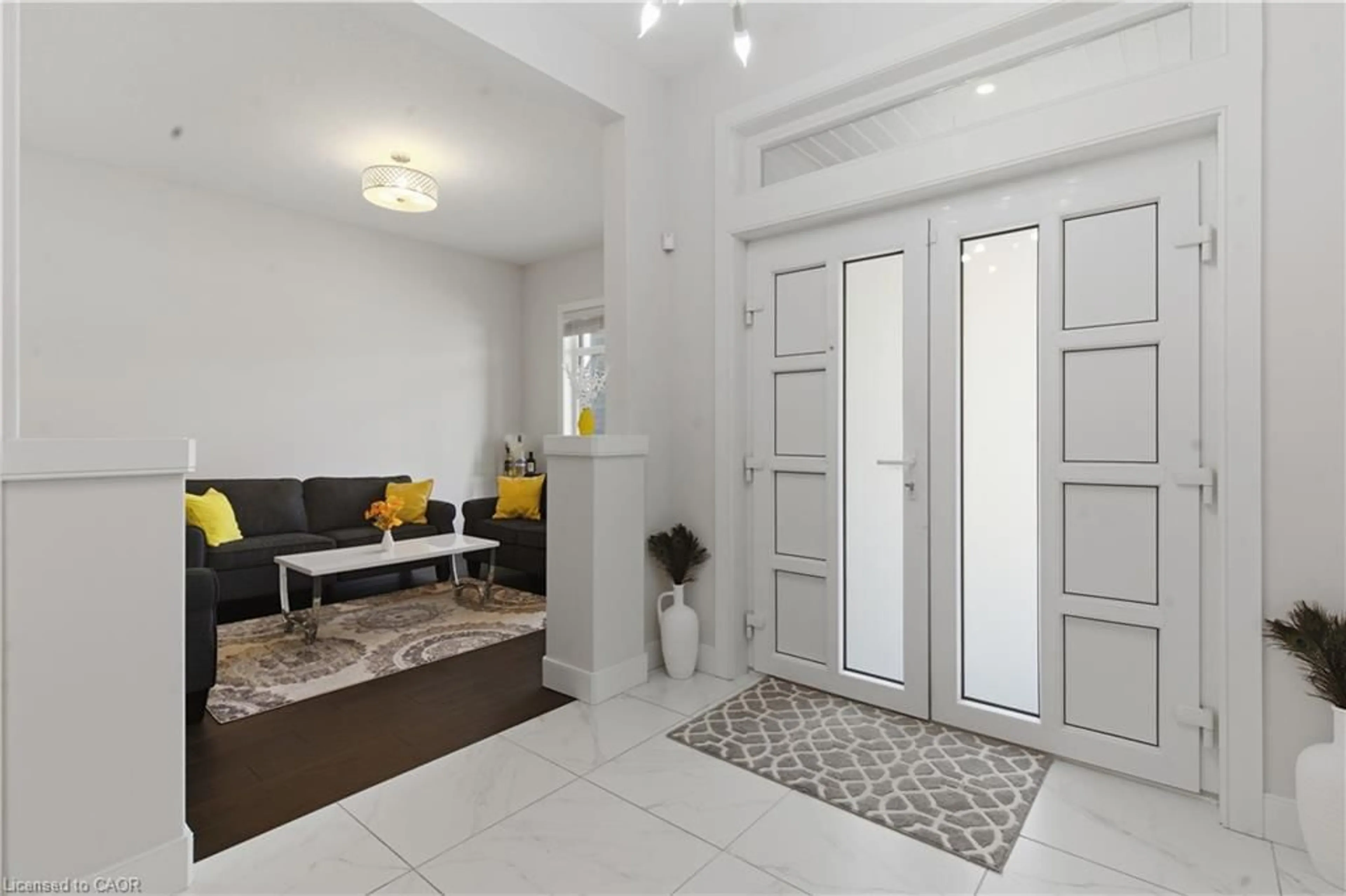Indoor entryway for 2000 Maddex Way, London Ontario N5X 0M9