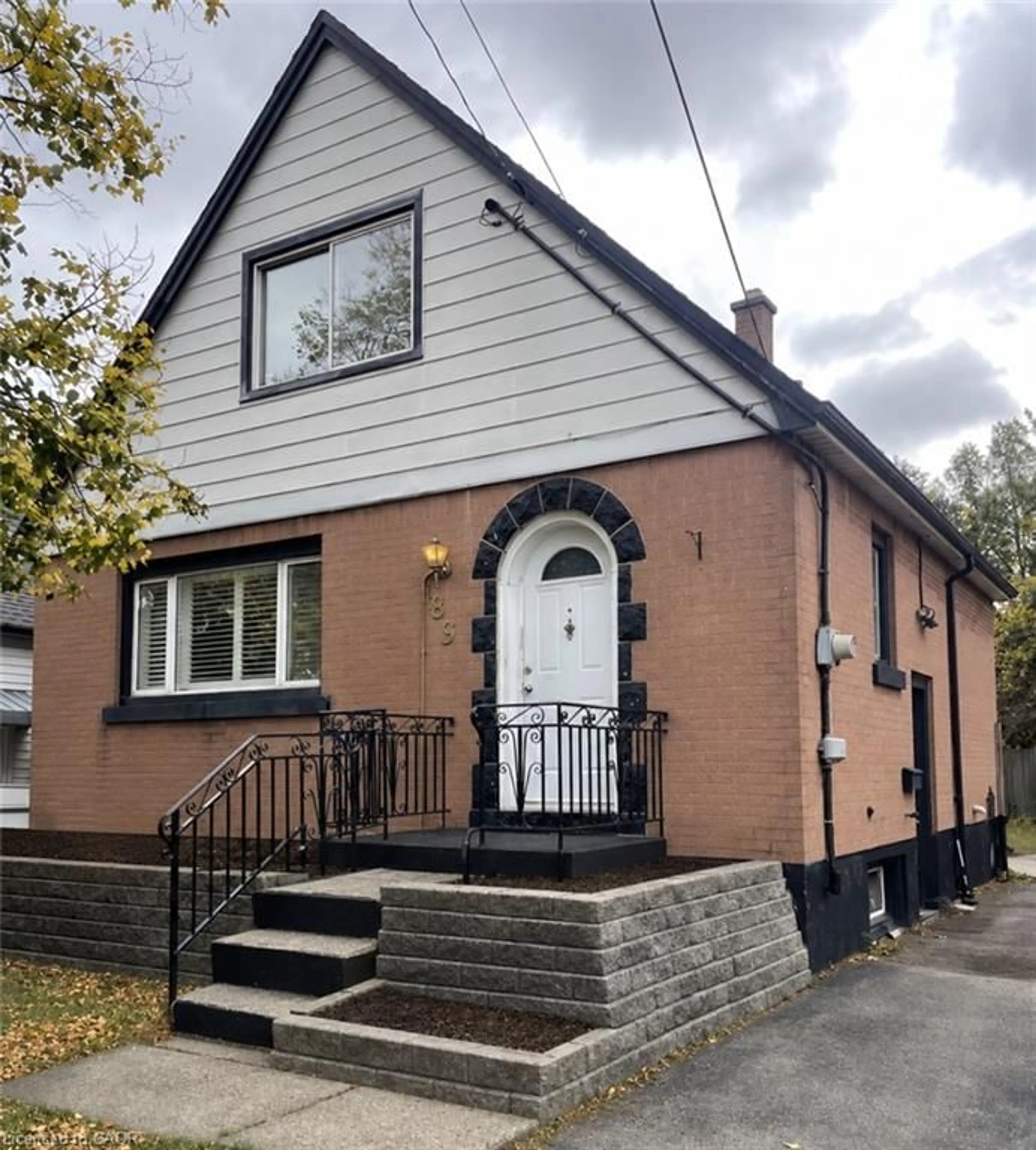 Home with brick exterior material, street for 83 East 41st St, Hamilton Ontario L8T 2Z5
