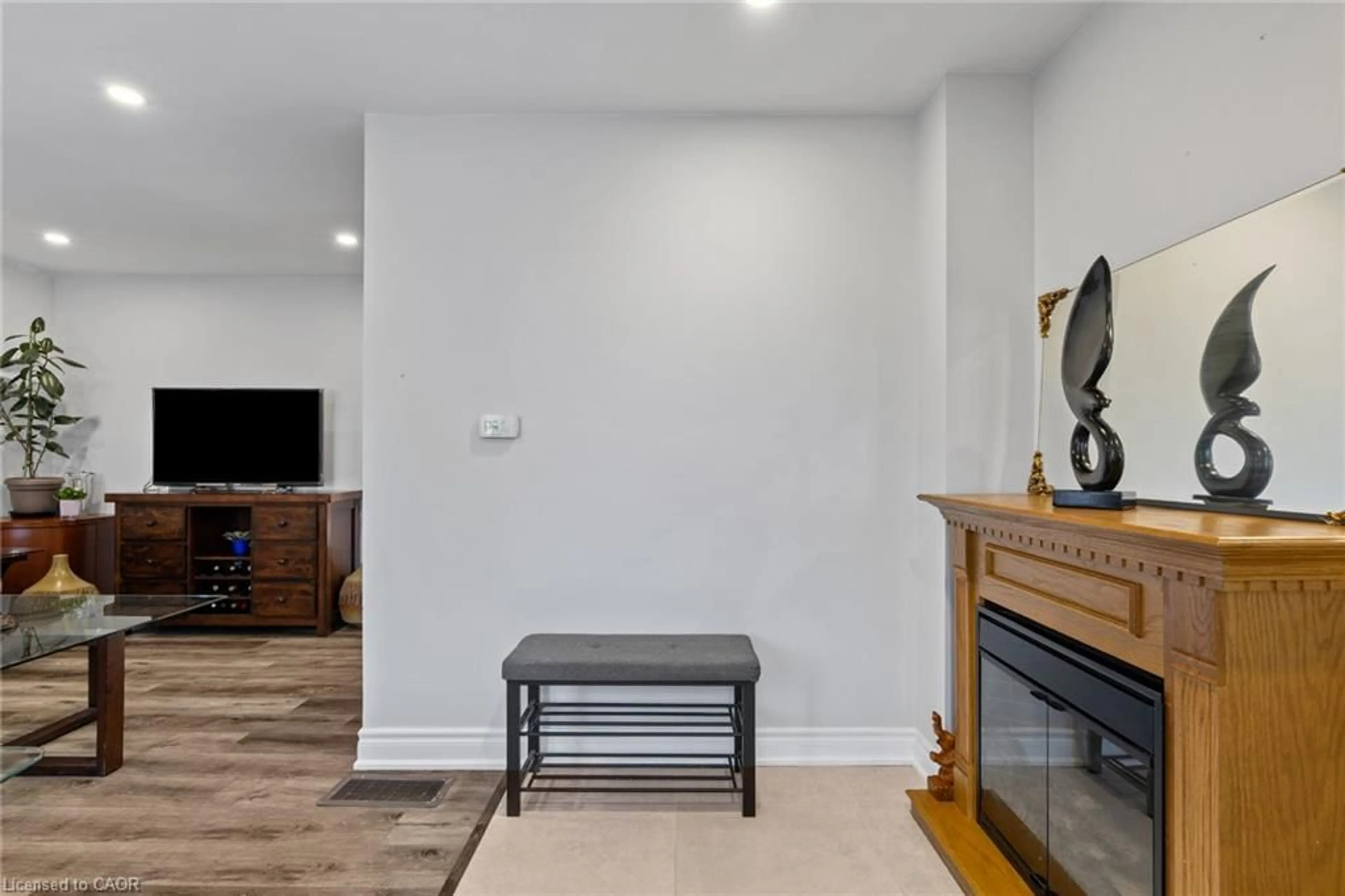 Living room with furniture, unknown for 24 Bramhall Cir, Brampton Ontario L6V 2G4