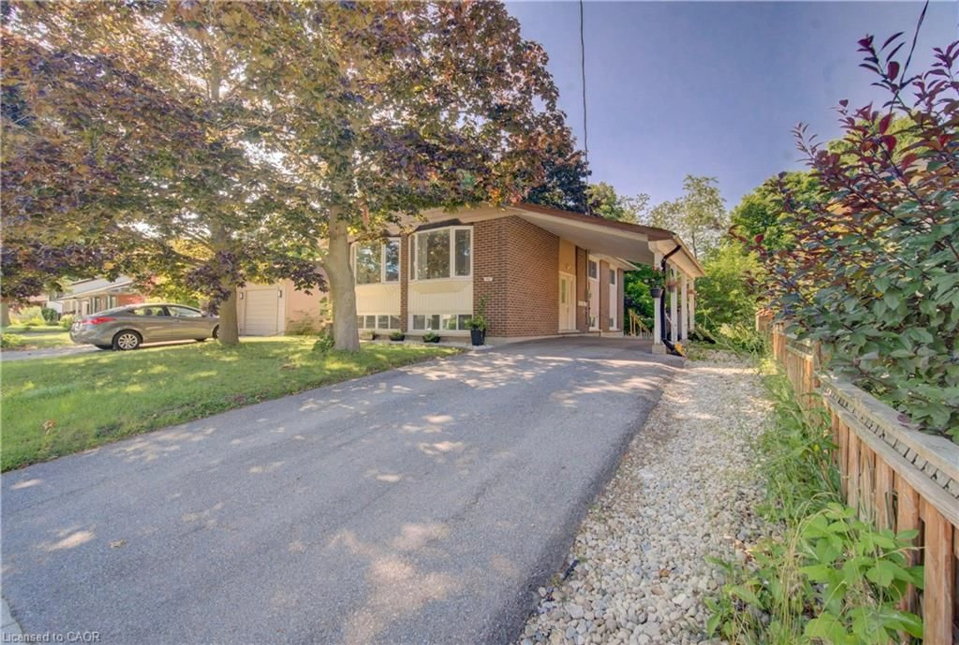 Unknown for 259 Village Rd, Kitchener Ontario N2M 4L3