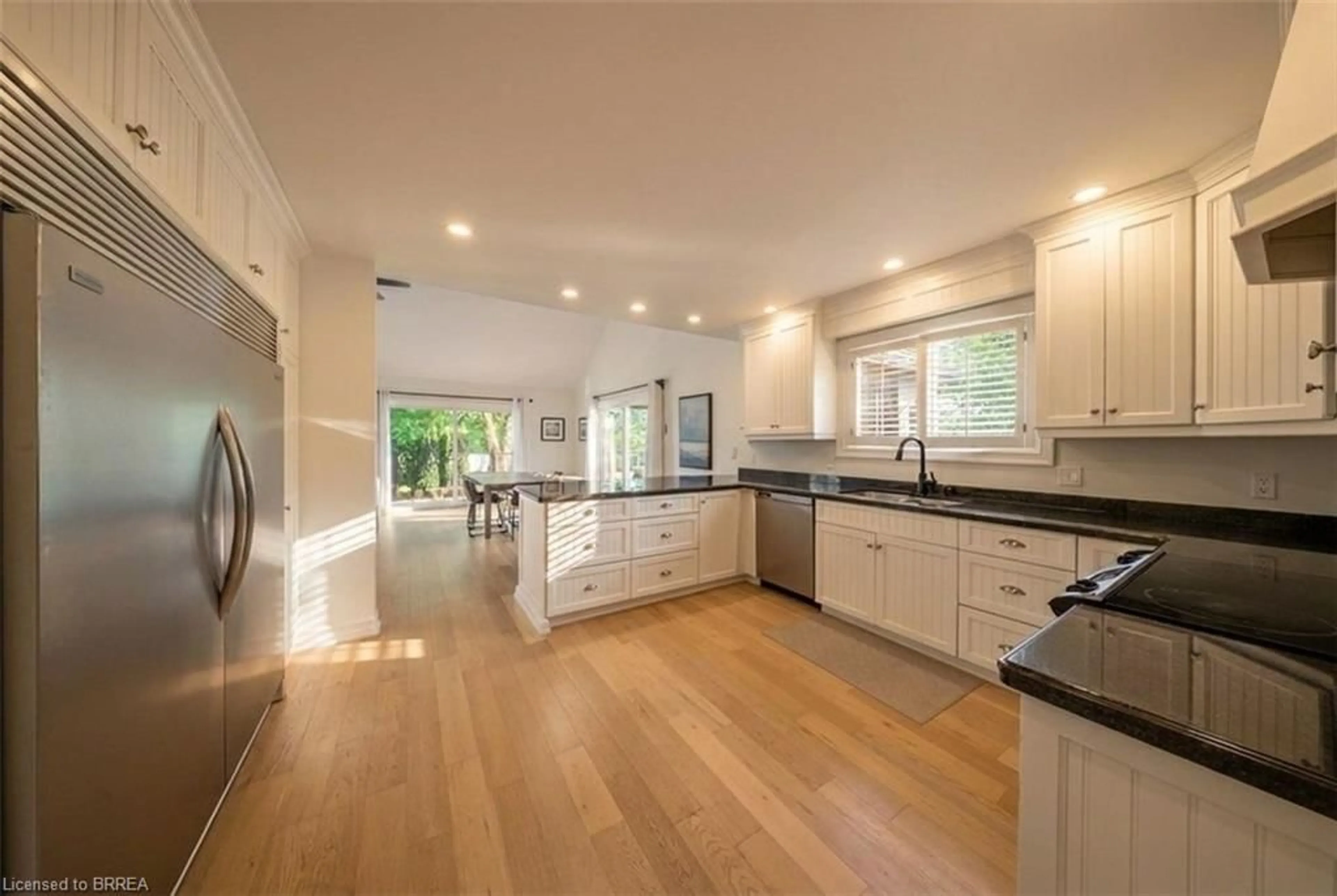 Open concept kitchen, unknown for 10 Reserve St, Turkey Point Ontario N0E 1T0