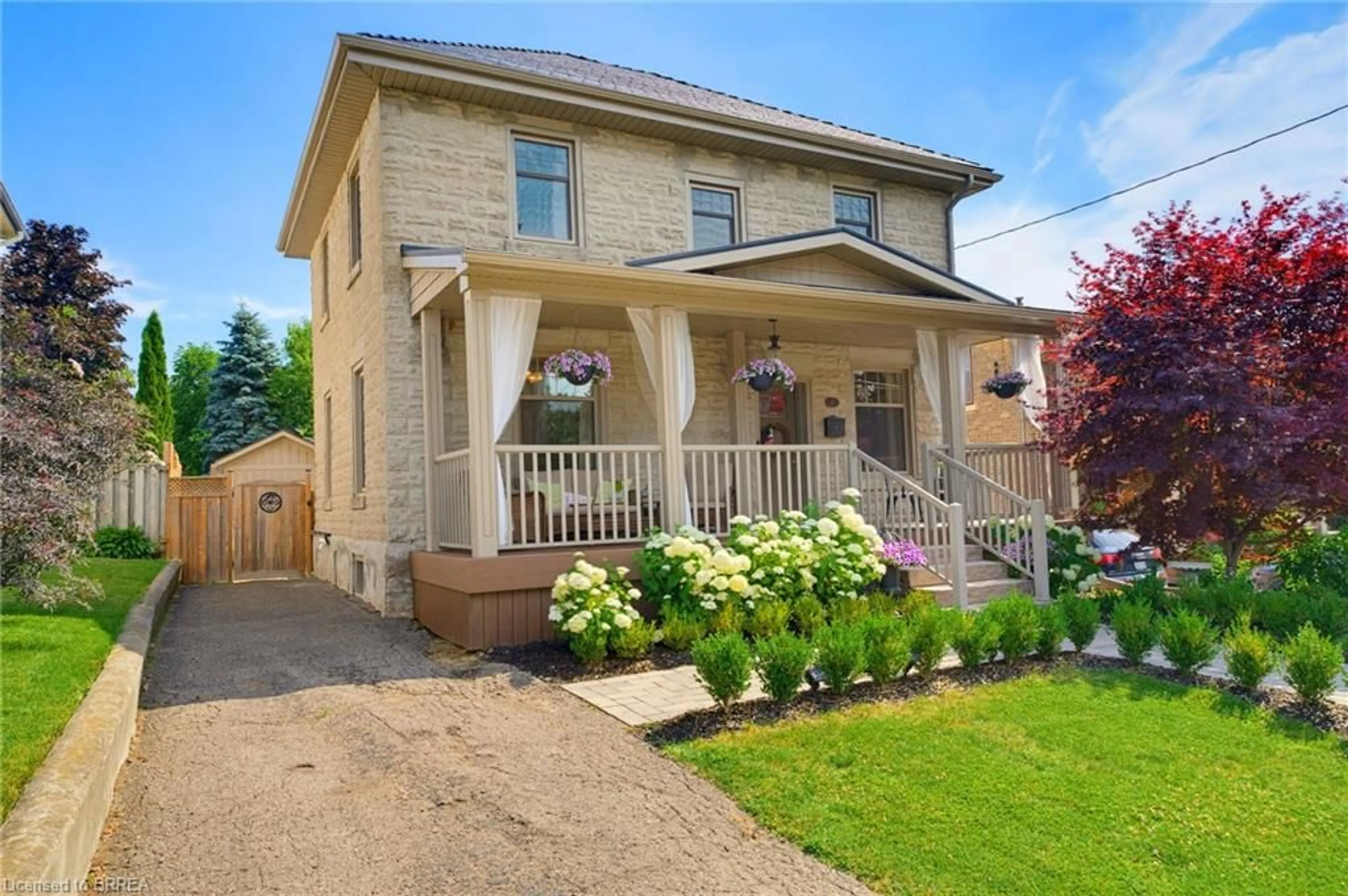 Home with brick exterior material, street for 41 Banfield St, Paris Ontario N3L 2Y7