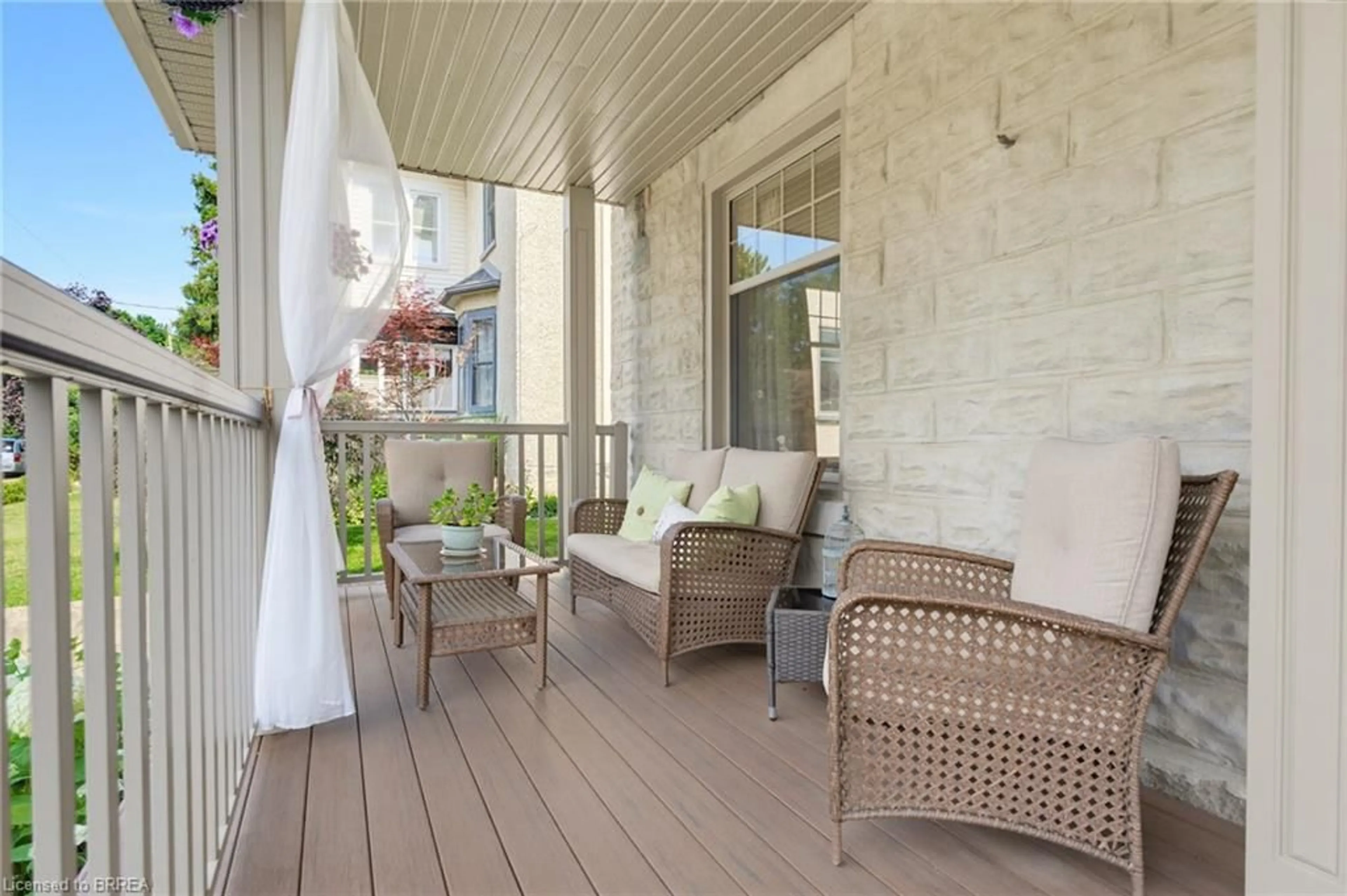 Patio, street for 41 Banfield St, Paris Ontario N3L 2Y7