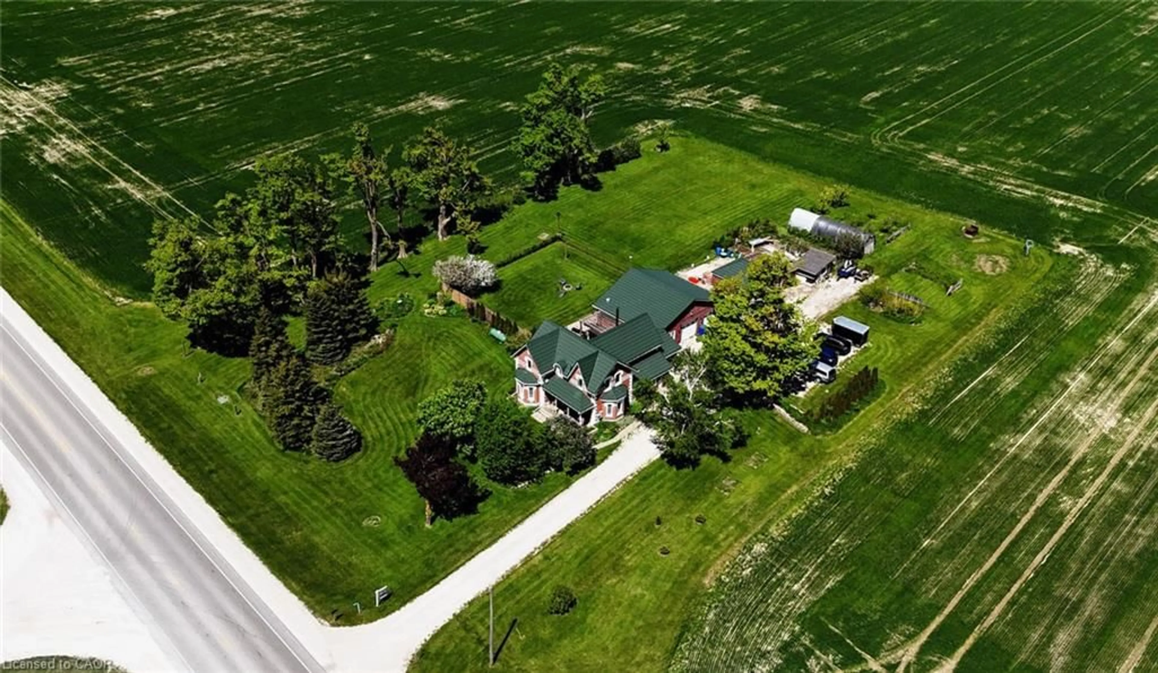 A pic from outside/outdoor area/front of a property/back of a property/a pic from drone, unknown for 518079 County Rd 124, Melancthon Ontario L9V 1V8