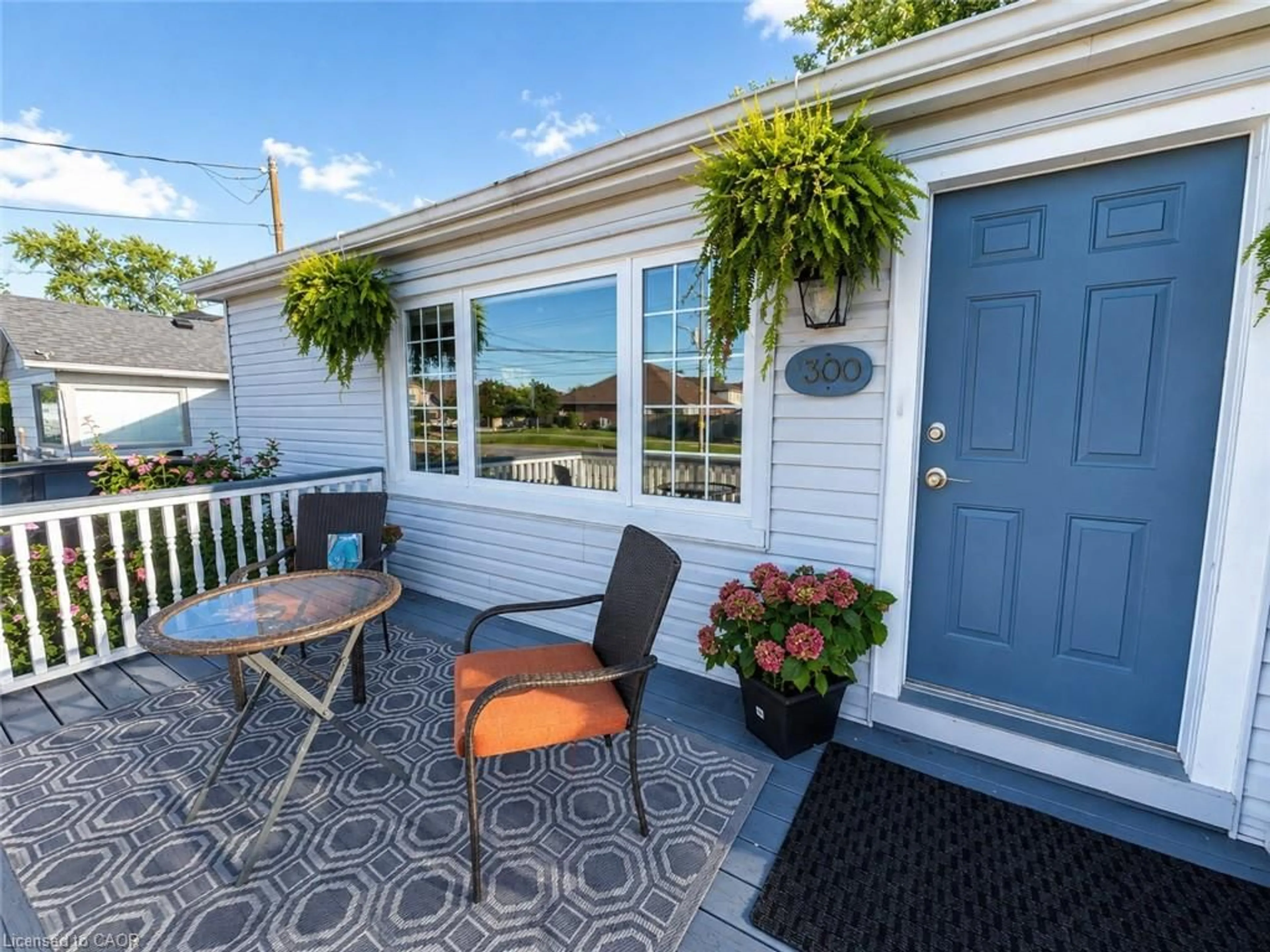 Home with vinyl exterior material, street for 1300 Barton St, Stoney Creek Ontario L8E 5L4