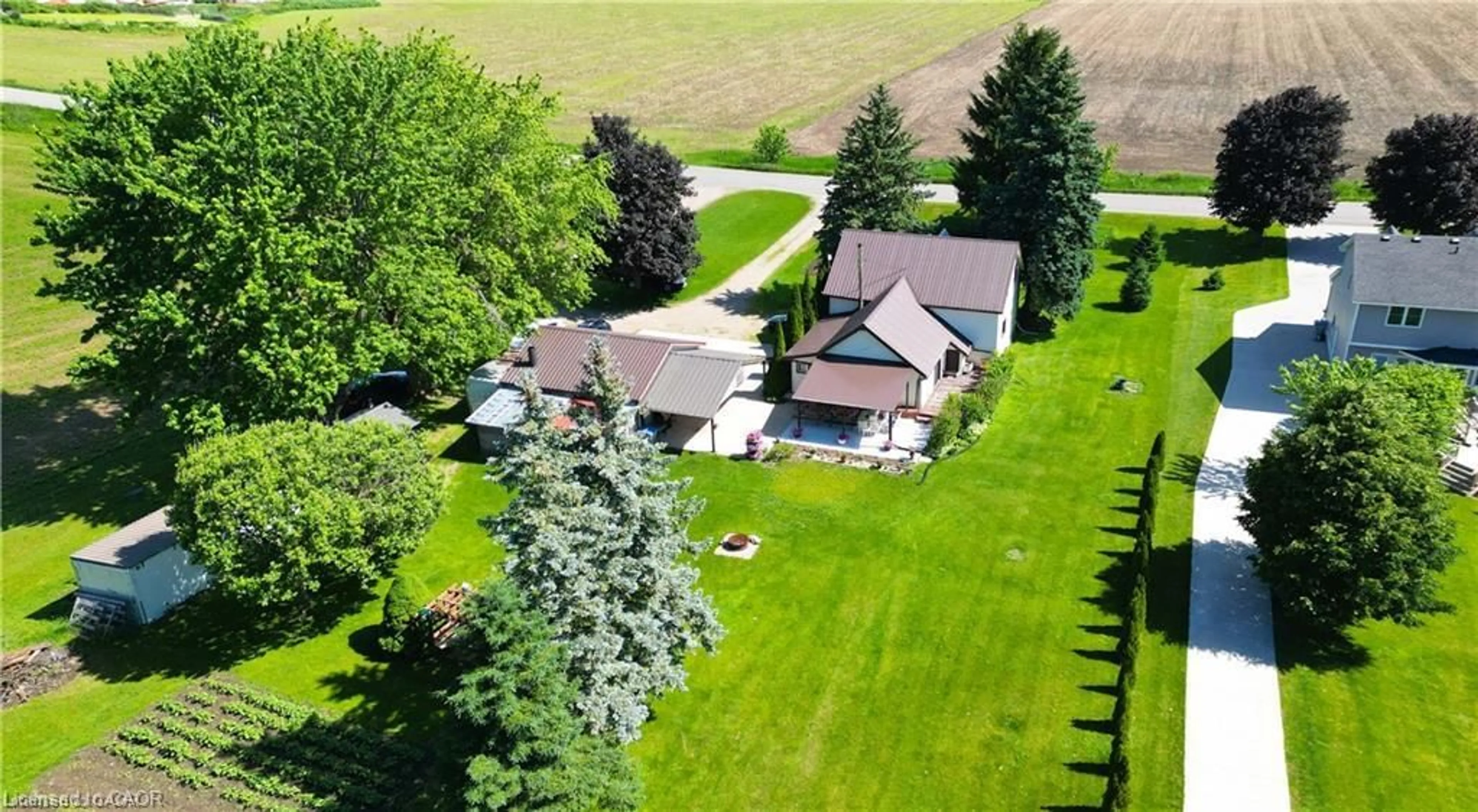 A pic from outside/outdoor area/front of a property/back of a property/a pic from drone, unknown for 5315 Line 81, Listowel Ontario N4W 3G9