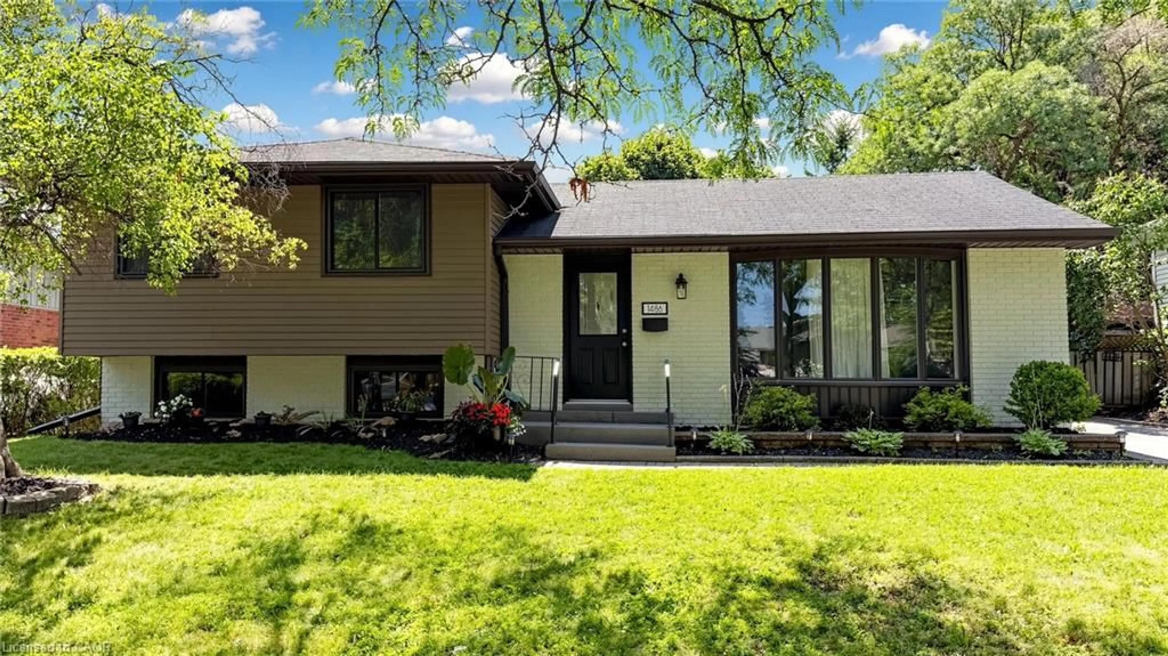 Home with vinyl exterior material, street for 1486 Barker Ave, Burlington Ontario L7P 2R4