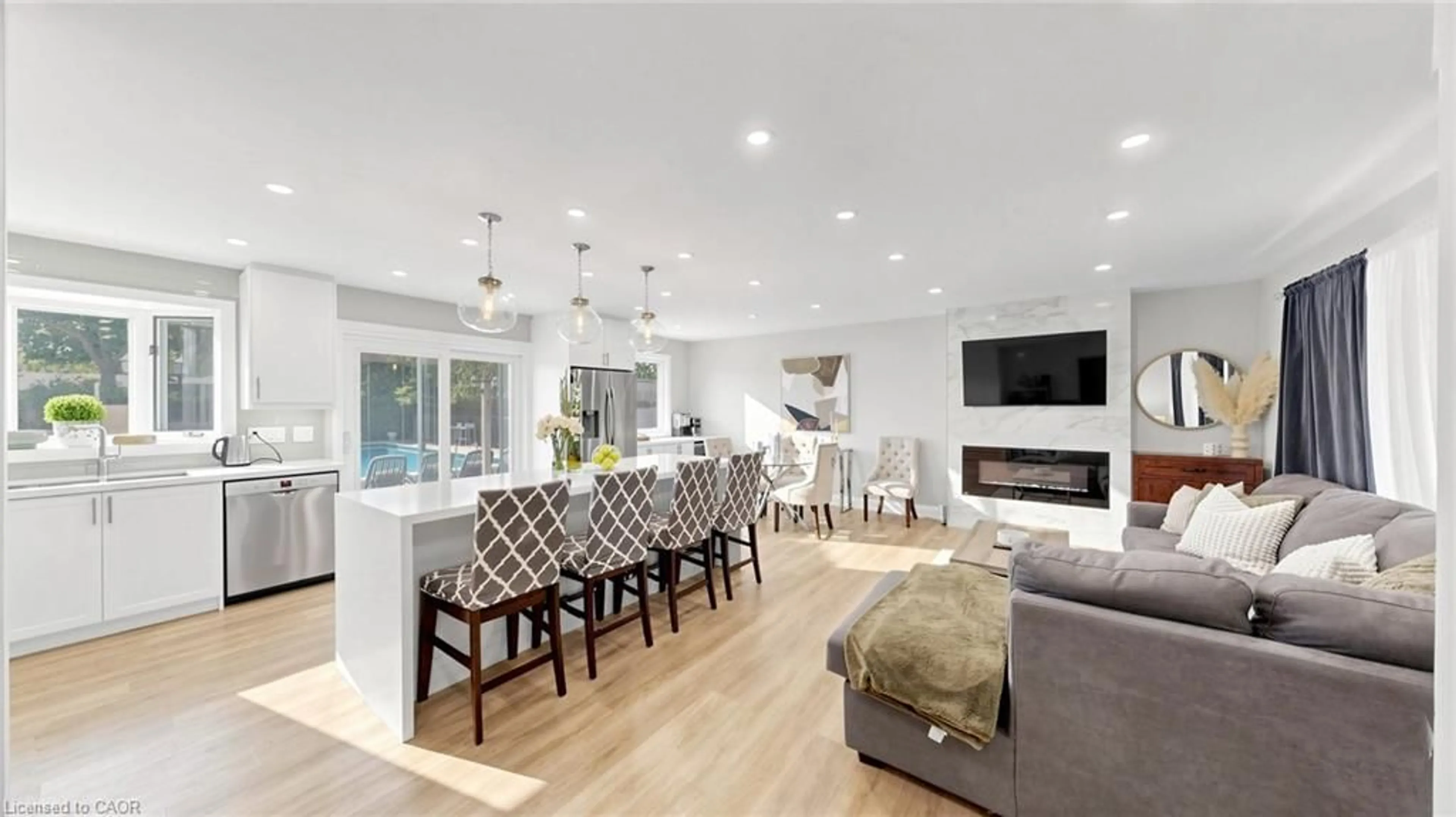 Open concept kitchen, unknown for 1486 Barker Ave, Burlington Ontario L7P 2R4
