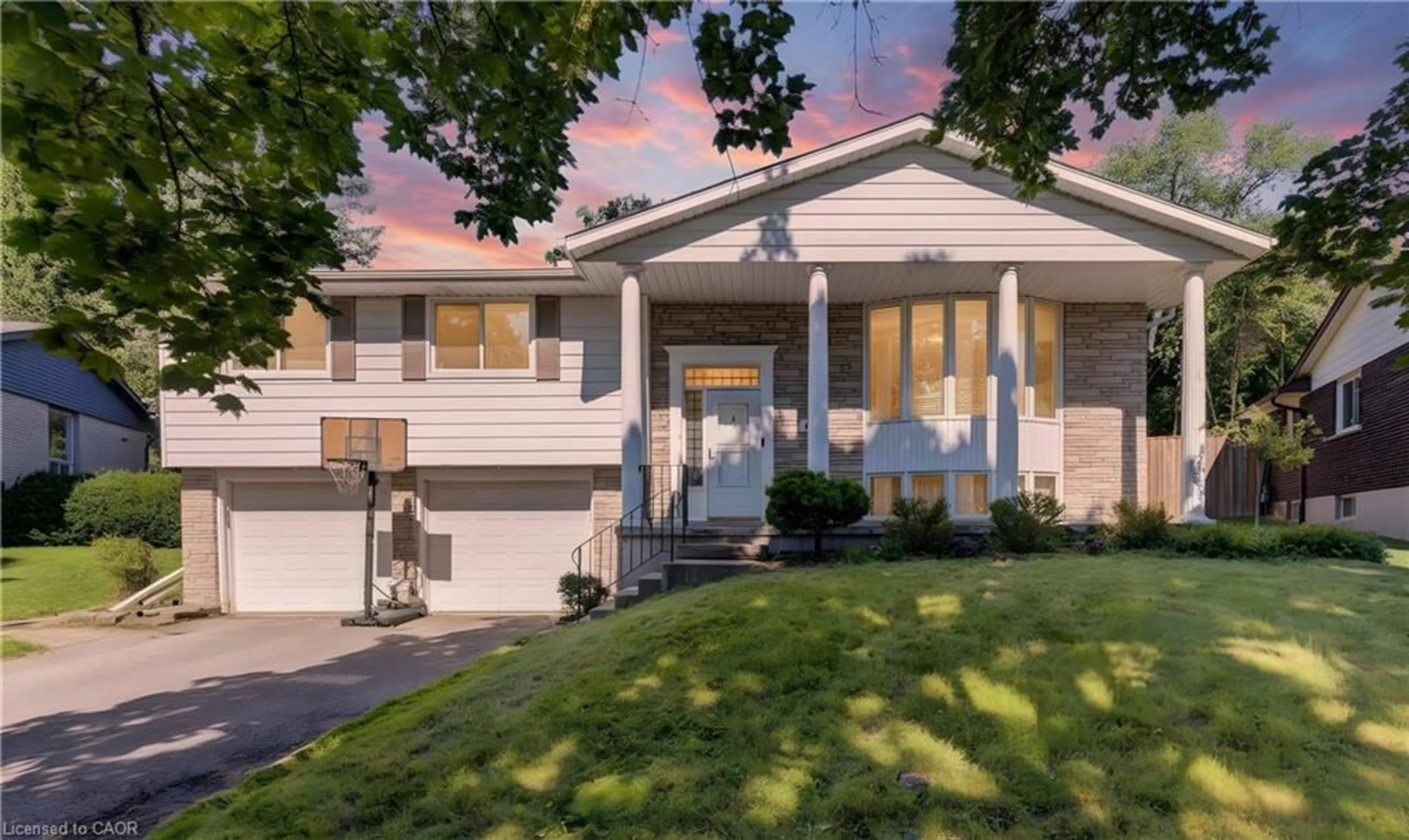Home with vinyl exterior material, street for 106 Autumn Hill Cres, Kitchener Ontario N2N 1K7