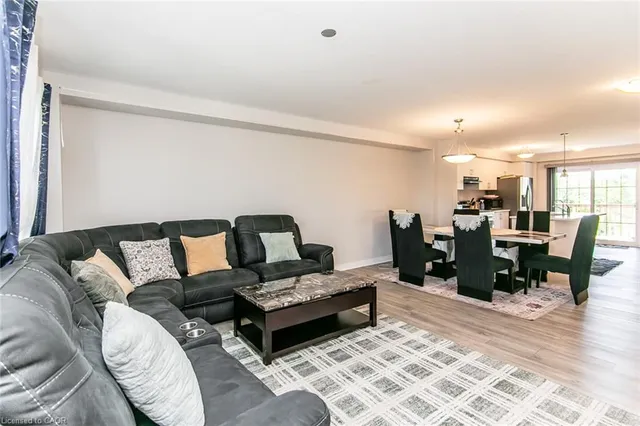 311 Woolwich St #43, Waterloo 5