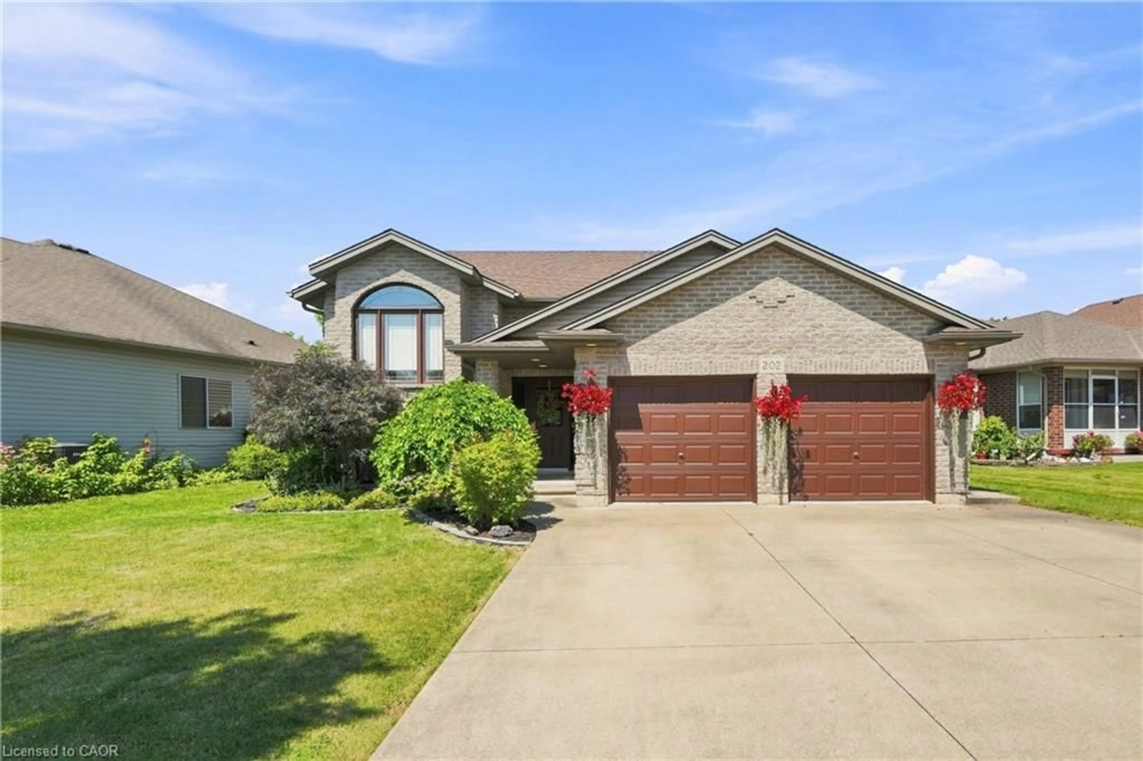 Home with brick exterior material, street for 202 Wellbrook Blvd, Welland Ontario L3C 7M9