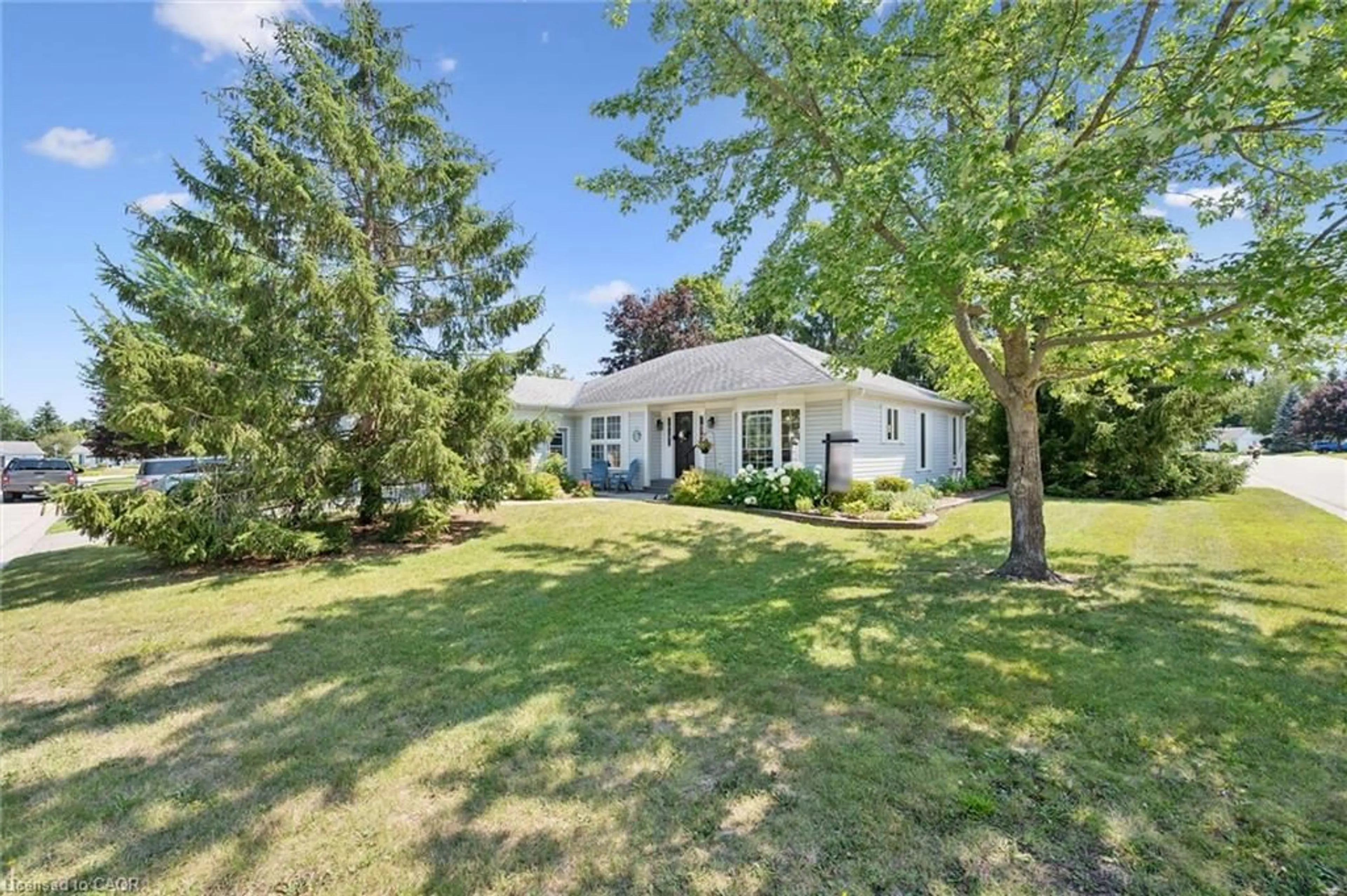 A pic from outside/outdoor area/front of a property/back of a property/a pic from drone, street for 136 Bristlecone Cres, Belwood Ontario N0B 1J0