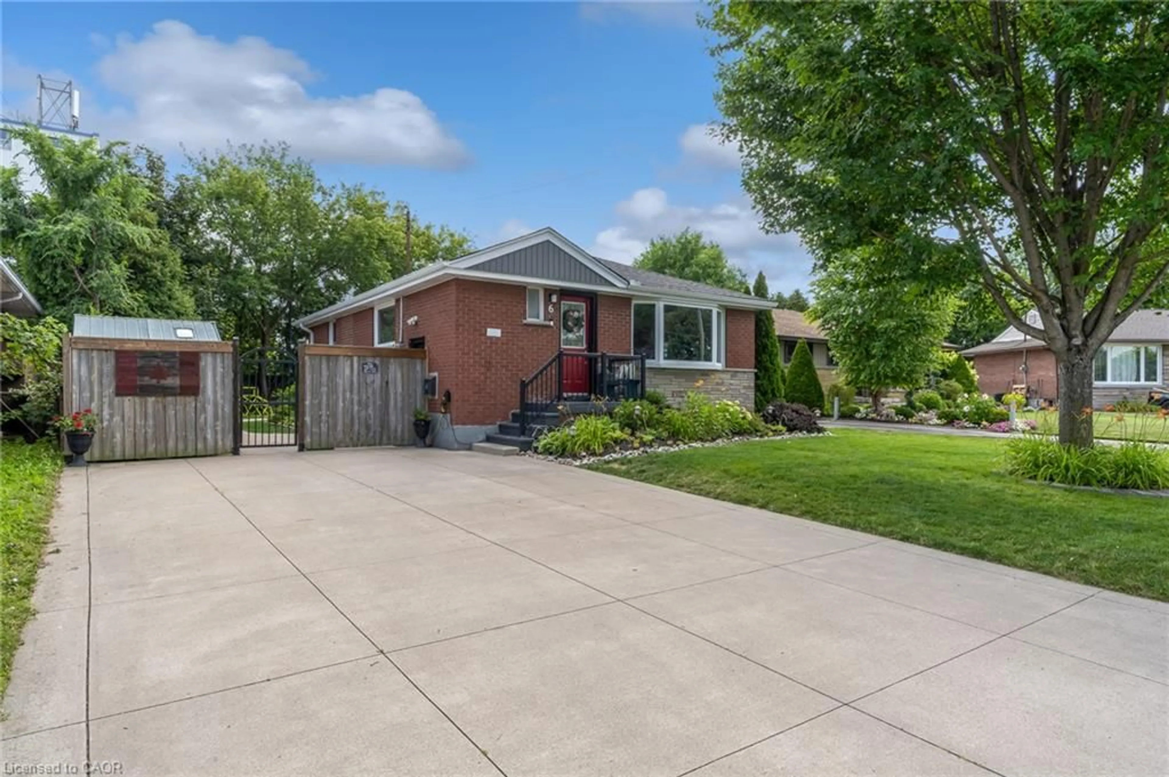Home with brick exterior material, street for 6 Beacon Ave, Hamilton Ontario L8T 2N3