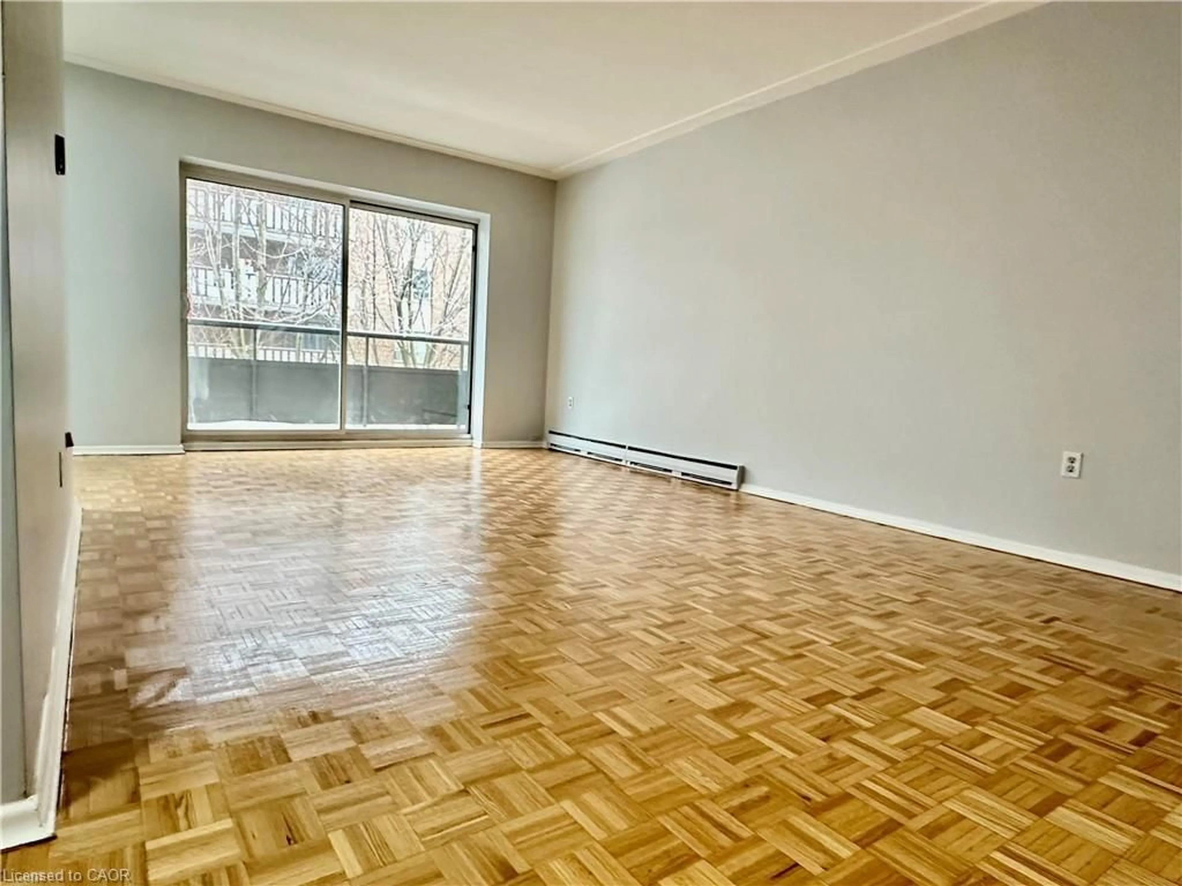 A pic of a room for 11 Woodman Dr #409, Hamilton Ontario L8K 4E3
