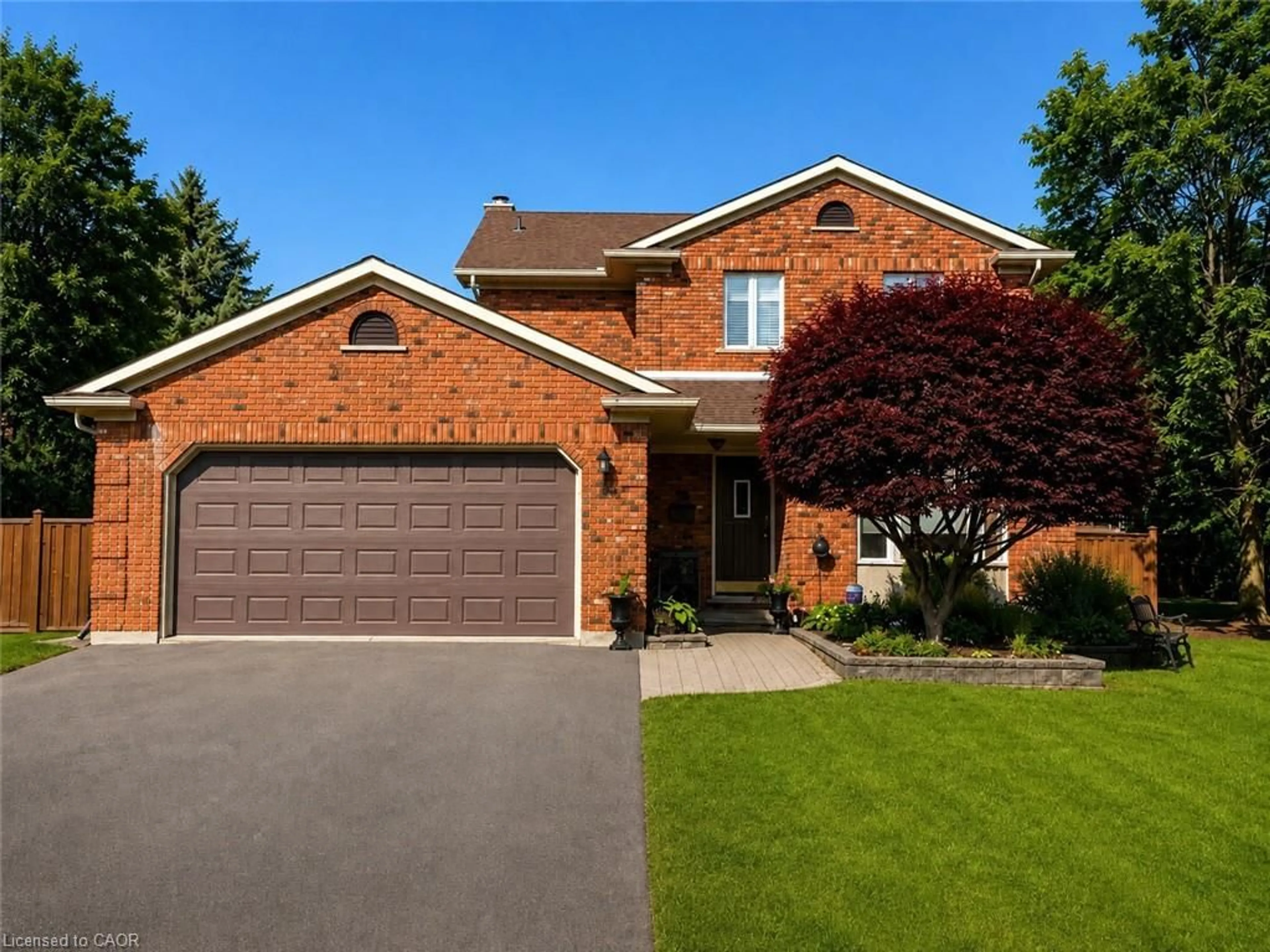 Home with brick exterior material, street for 28 Dixon Cres, Welland Ontario L3C 6P4