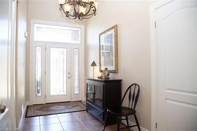 72 Willowdale Cres, Port Dover 3