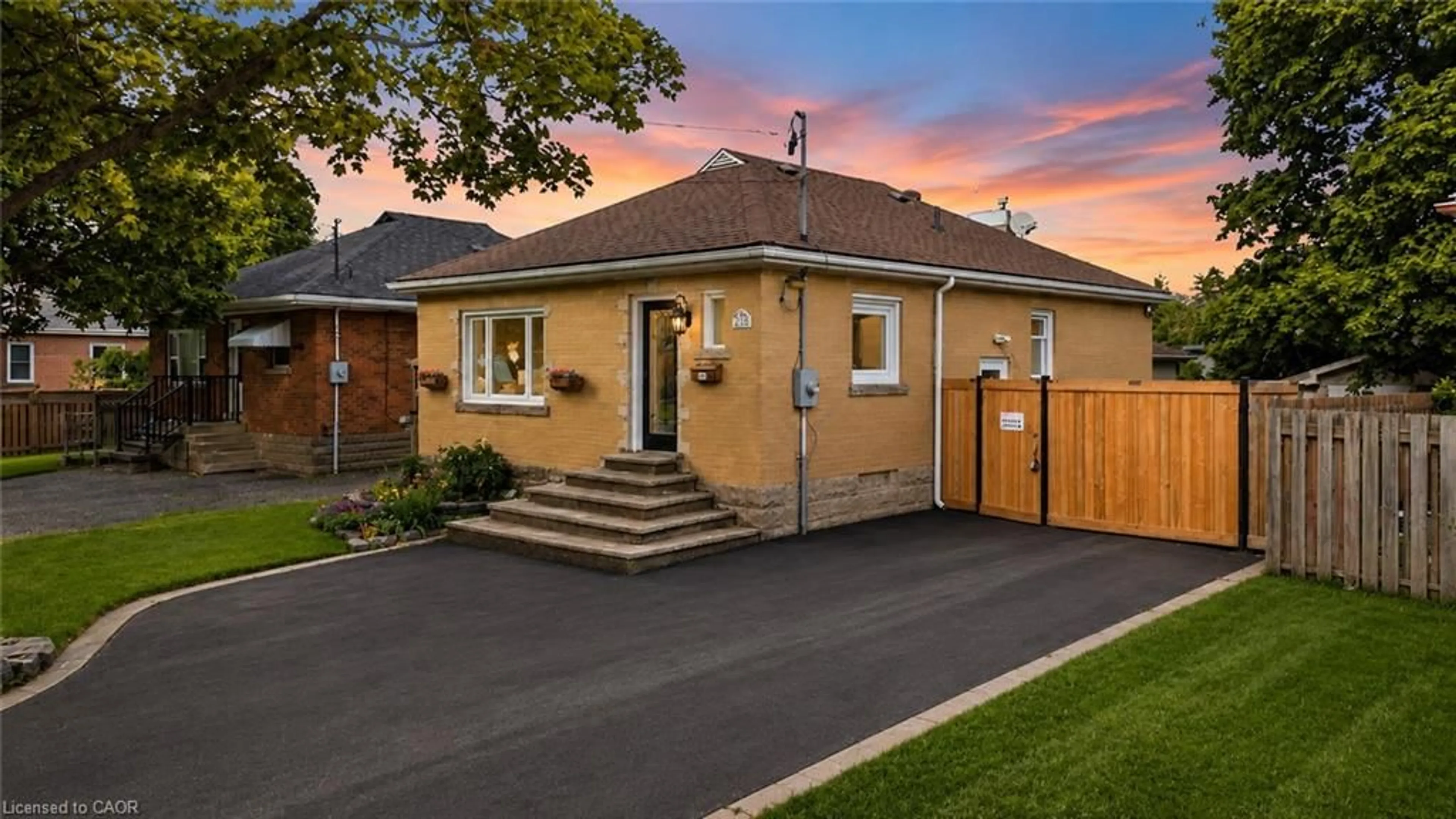 Unknown for 627 Upper Sherman Ave, Hamilton Ontario L8V 3M4