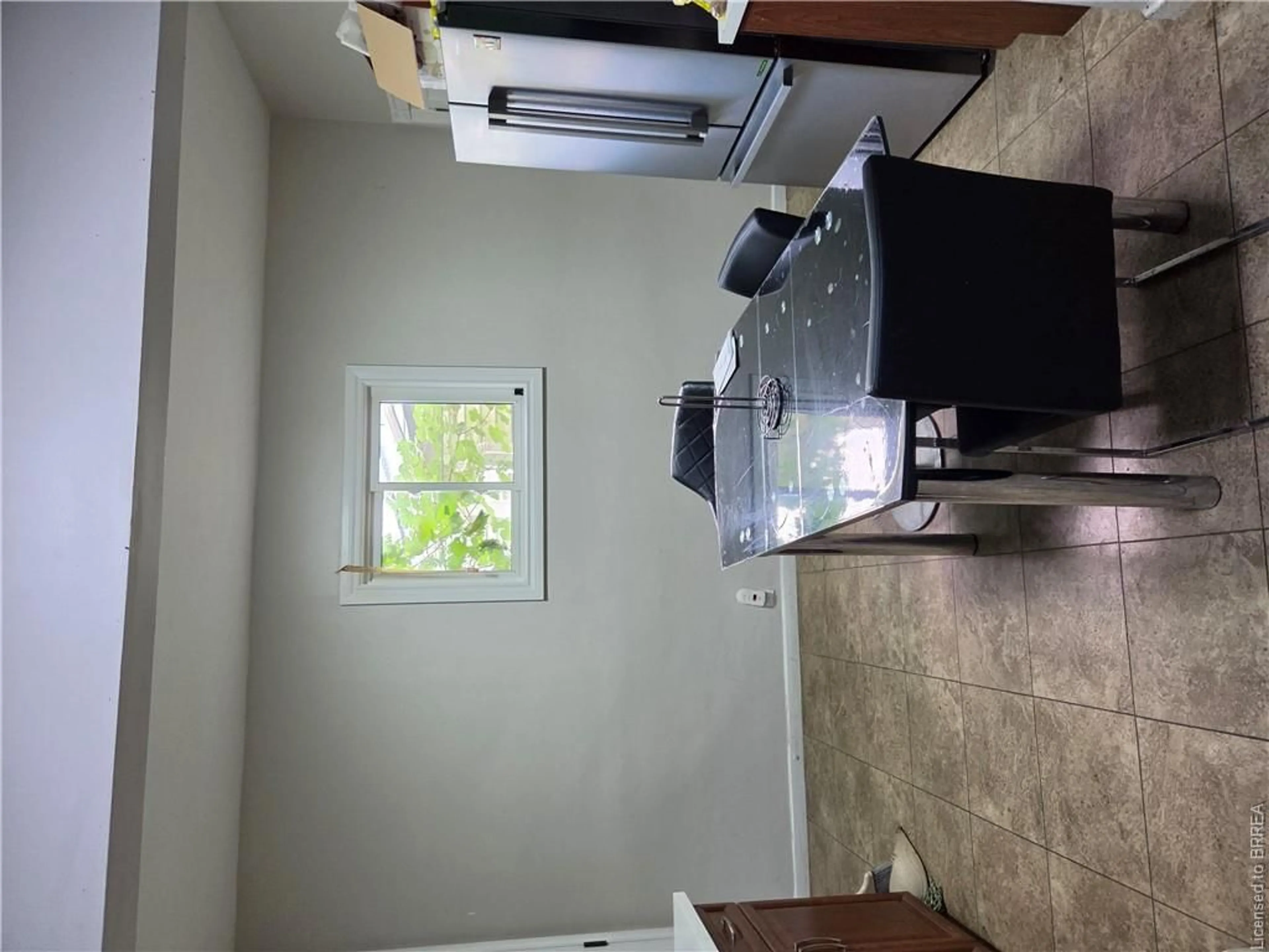 Unknown for 14 Arthur Ave, Hamilton Ontario L8M 2H4