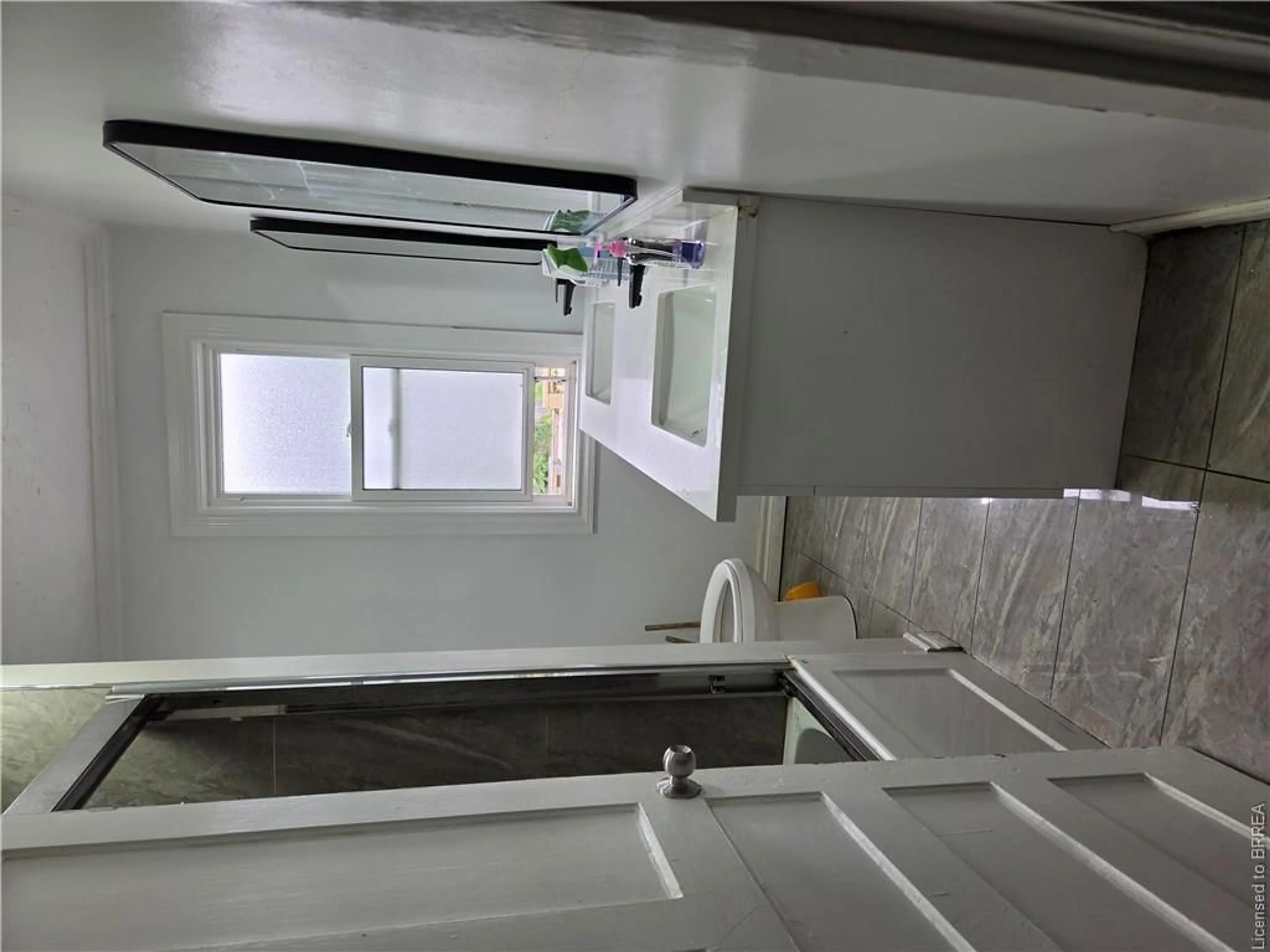 Unknown for 14 Arthur Ave, Hamilton Ontario L8M 2H4