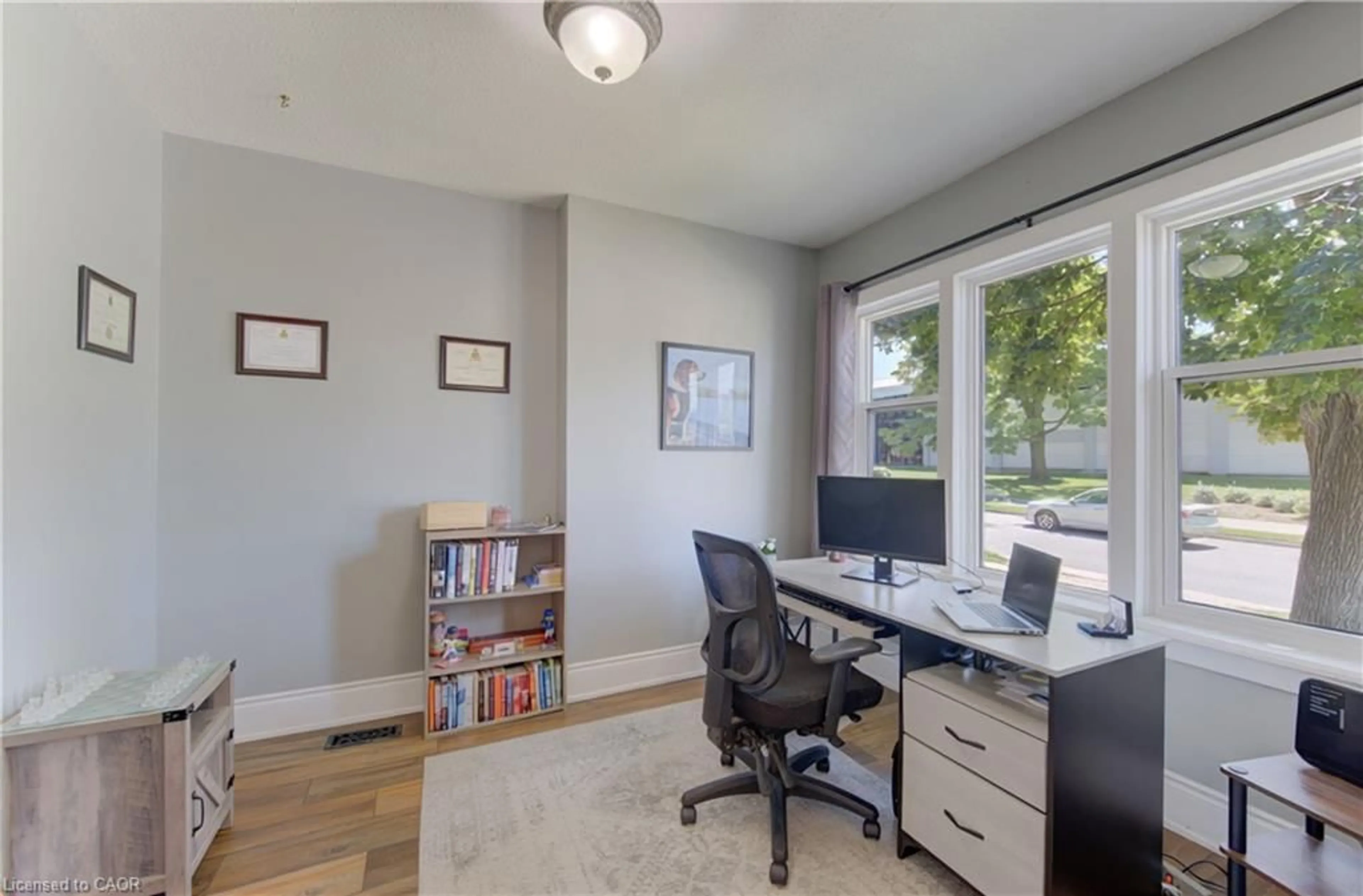 A pic of a room for 140 Glasgow St, Kitchener Ontario N2G 2G9