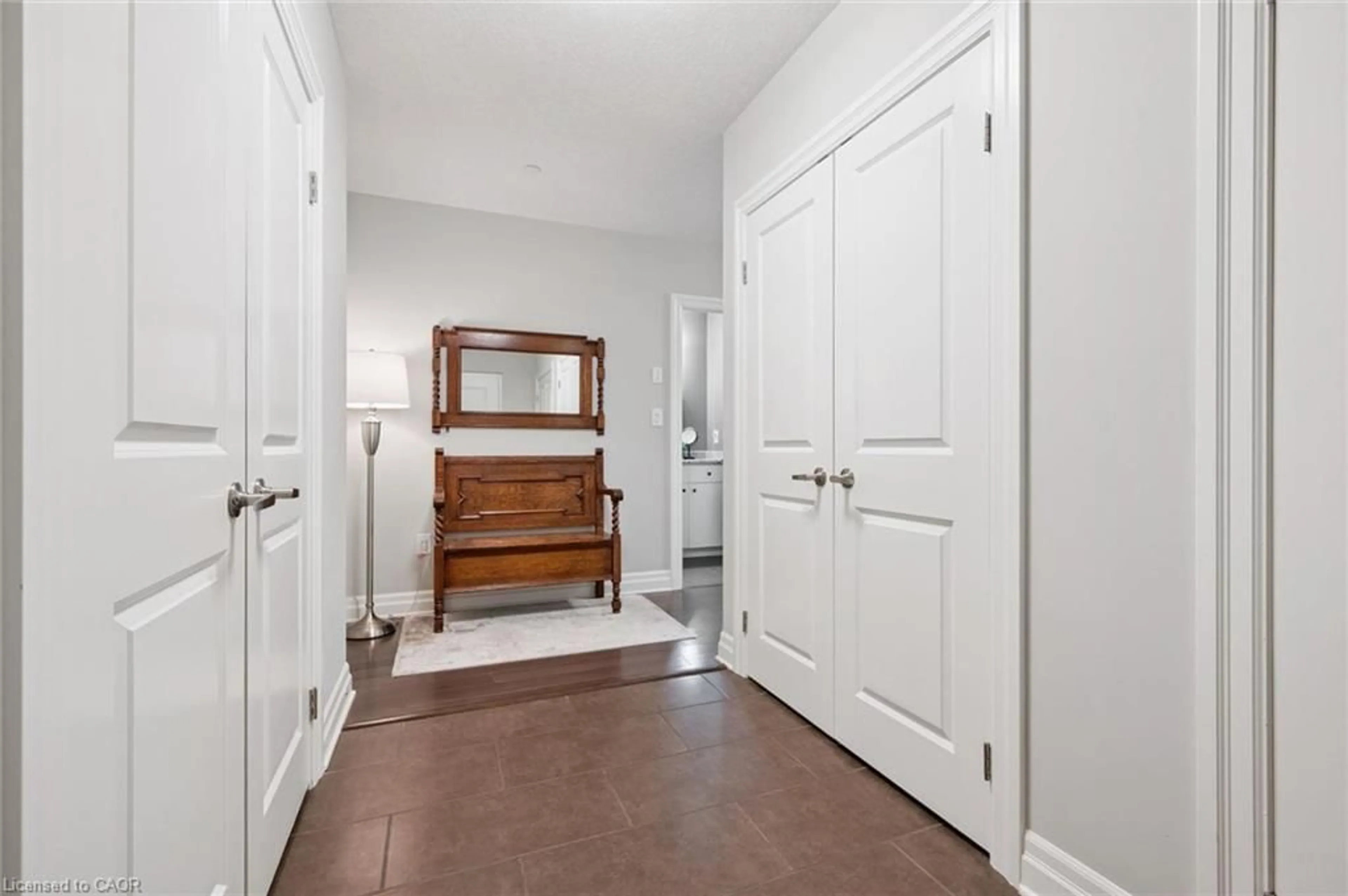Indoor entryway for 160 Macdonell St #504, Guelph Ontario N1H 0A9
