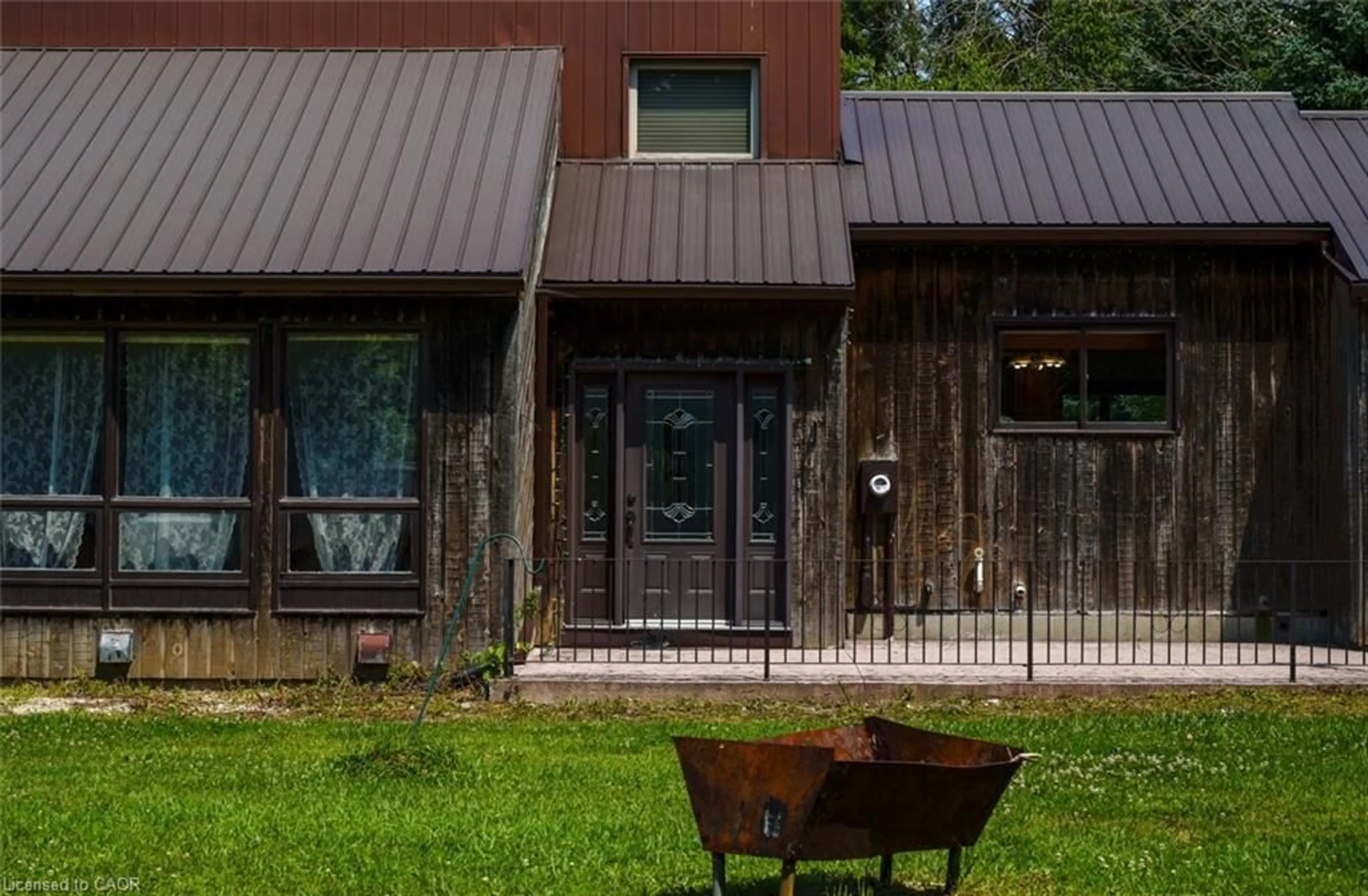 Unknown for 1045 Tremaine Ave, Listowel Ontario N4W 3G9