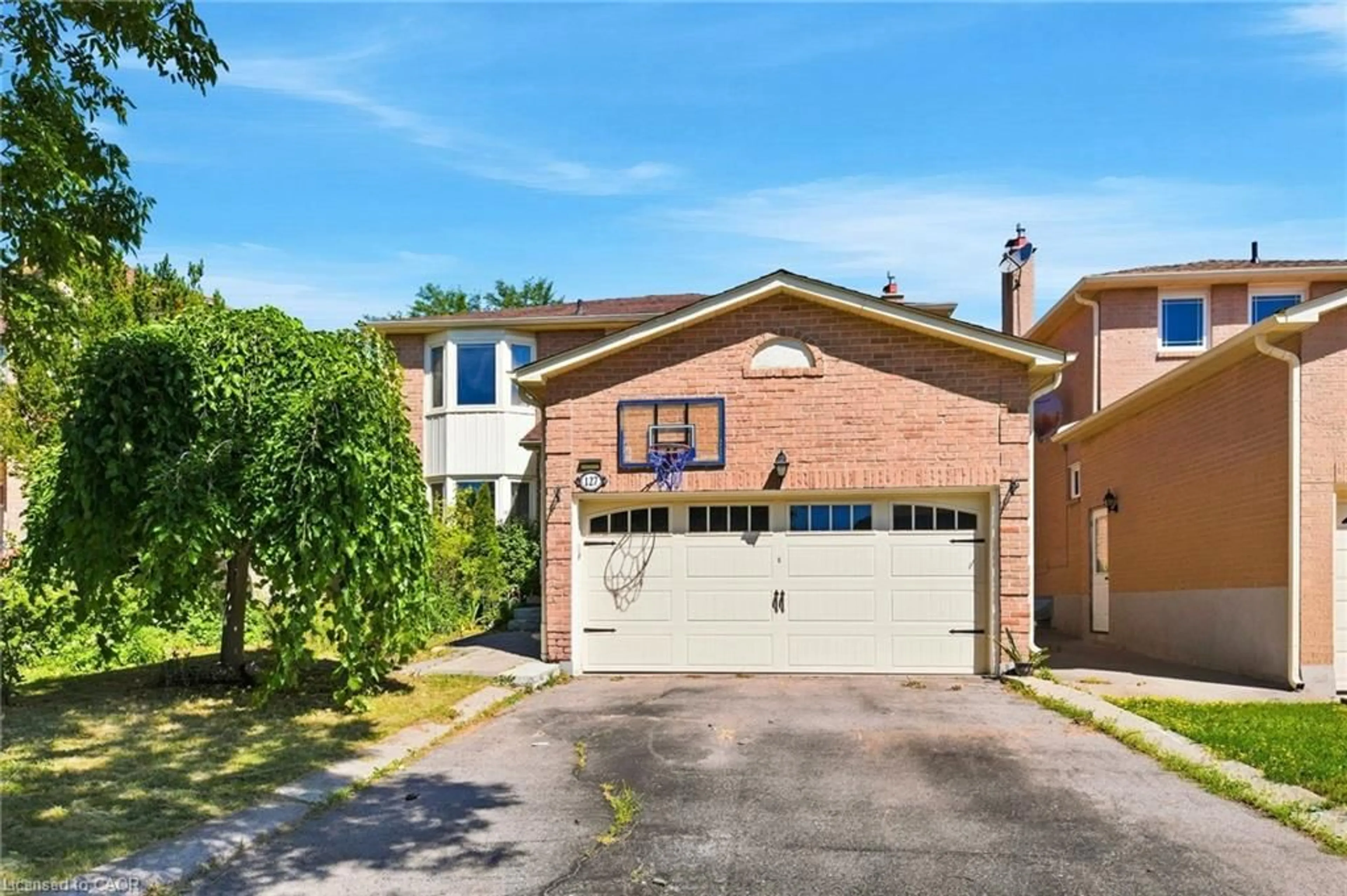 Home with brick exterior material, street for 127 O'connor Cres, Richmond Hill Ontario L4C 7R7