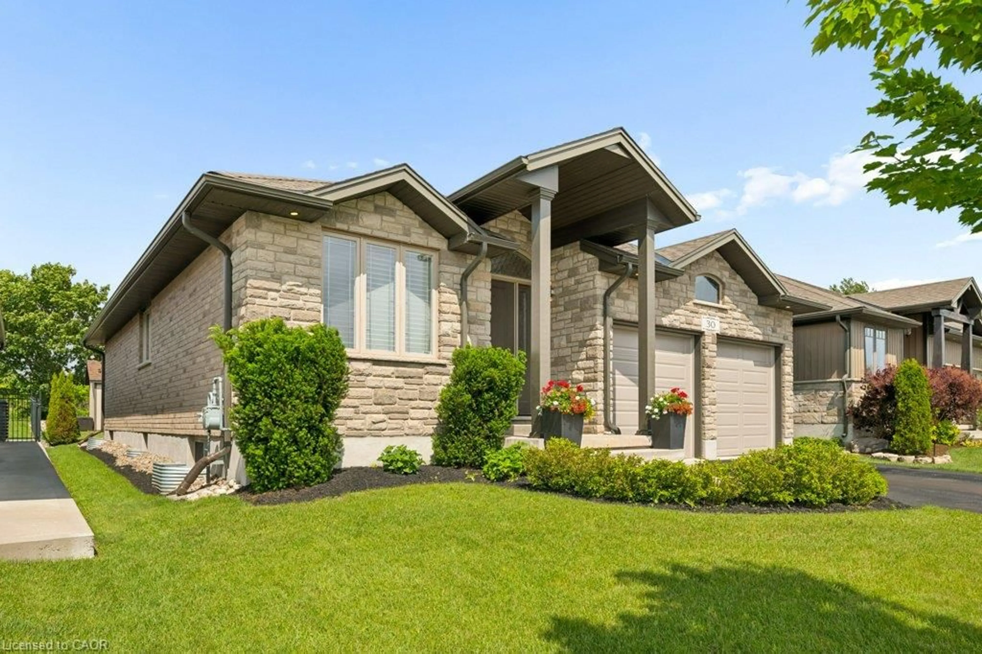 Home with brick exterior material, street for 30 Duncan Crt, Fergus Ontario N1M 0E9