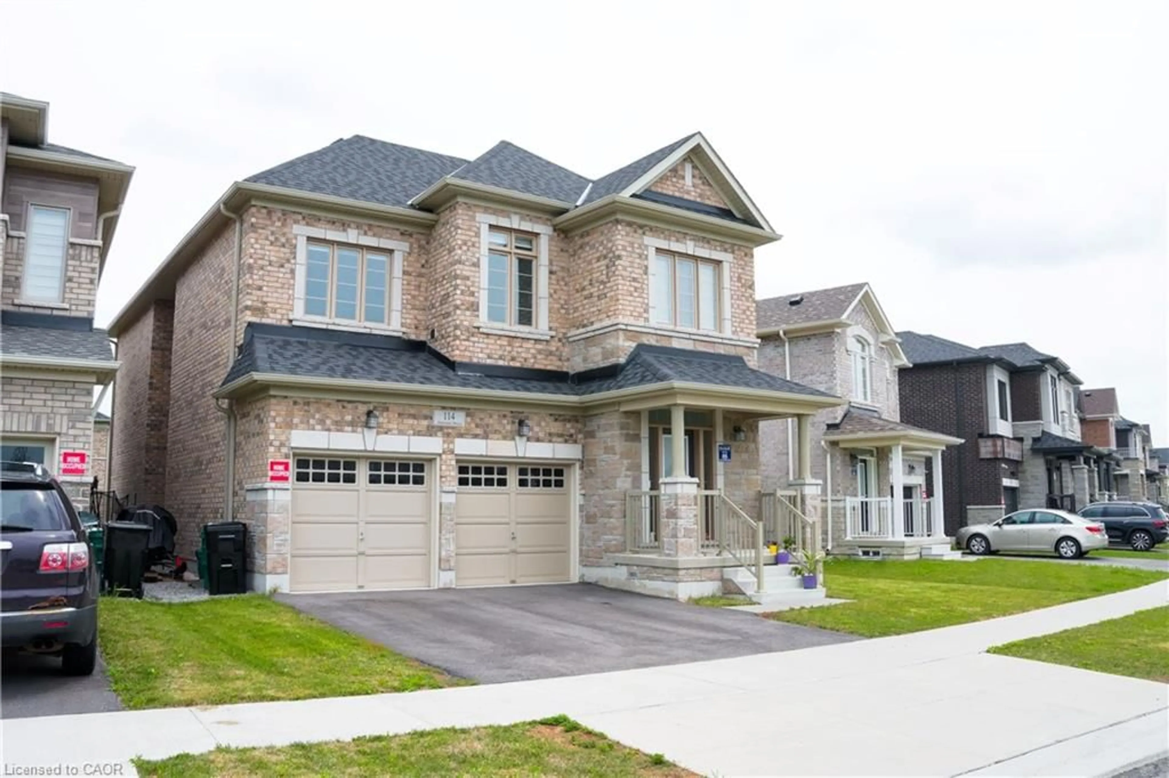 Home with brick exterior material, street for 114 Attwater Dr, Cambridge Ontario N1T 0G6