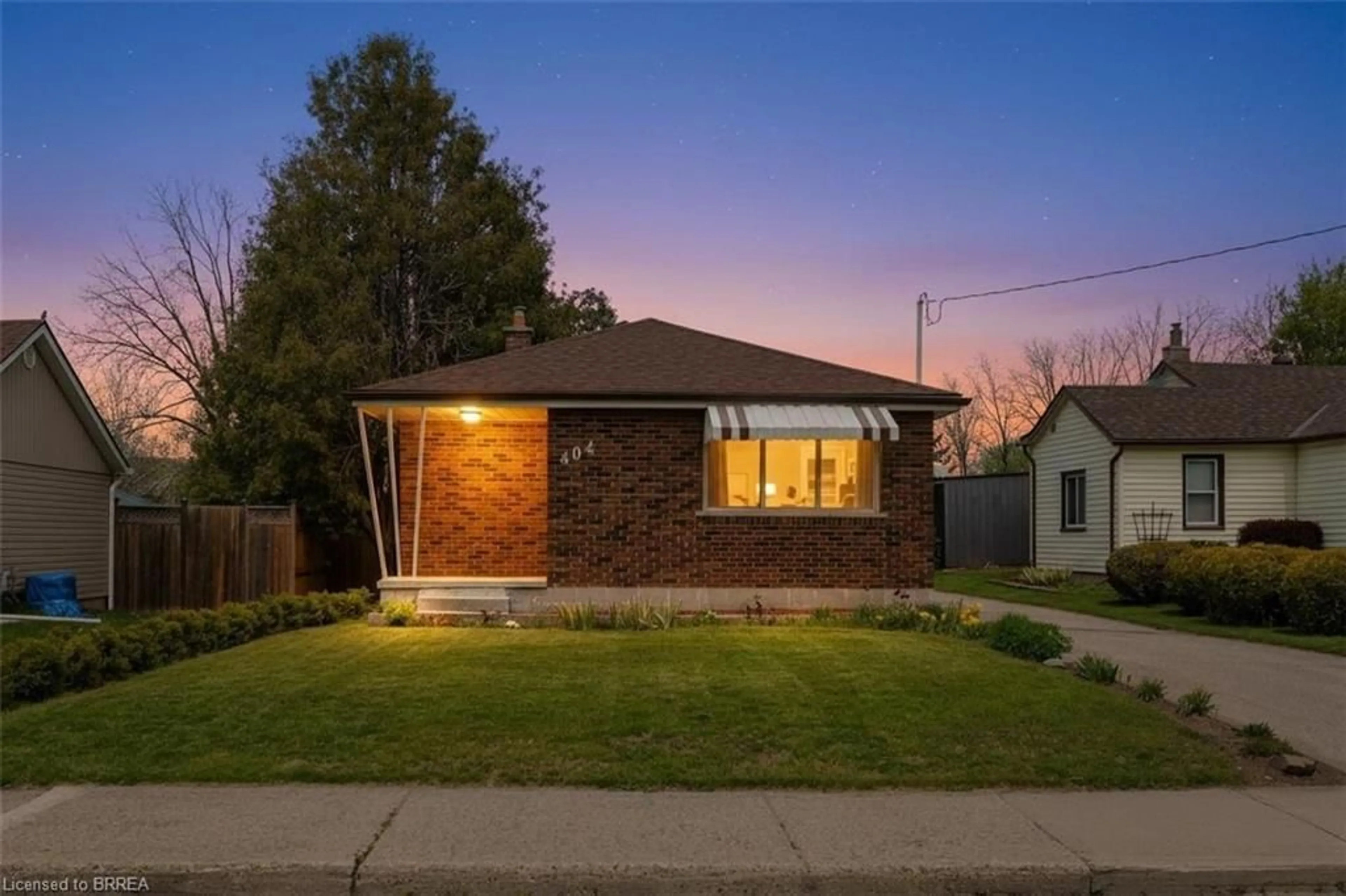 Home with brick exterior material, street for 404 Grey St, Brantford Ontario N3S 4X4
