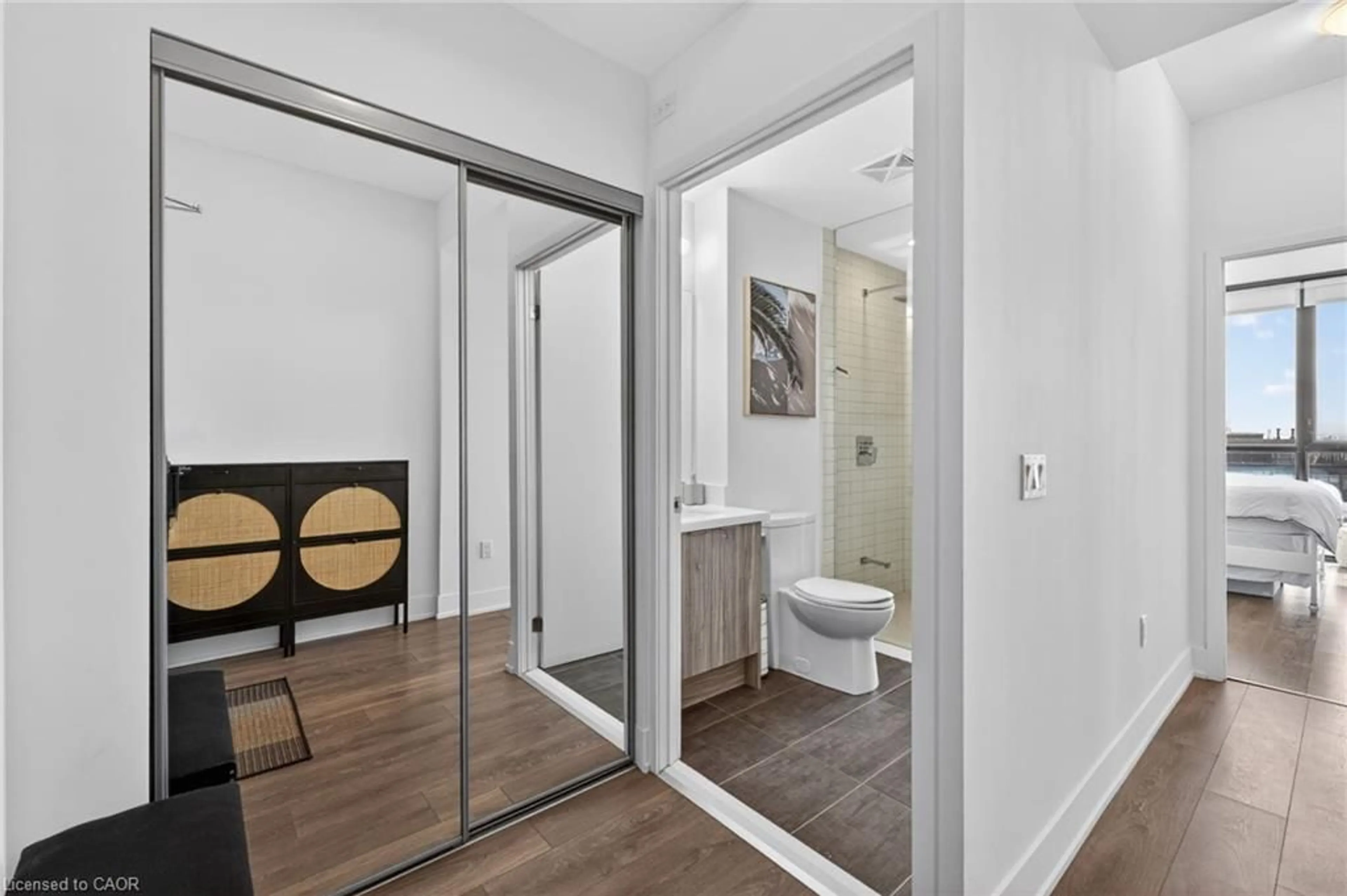 Standard bathroom, unknown for 2908 Highway 7 #703, Concord Ontario L4K 0K5