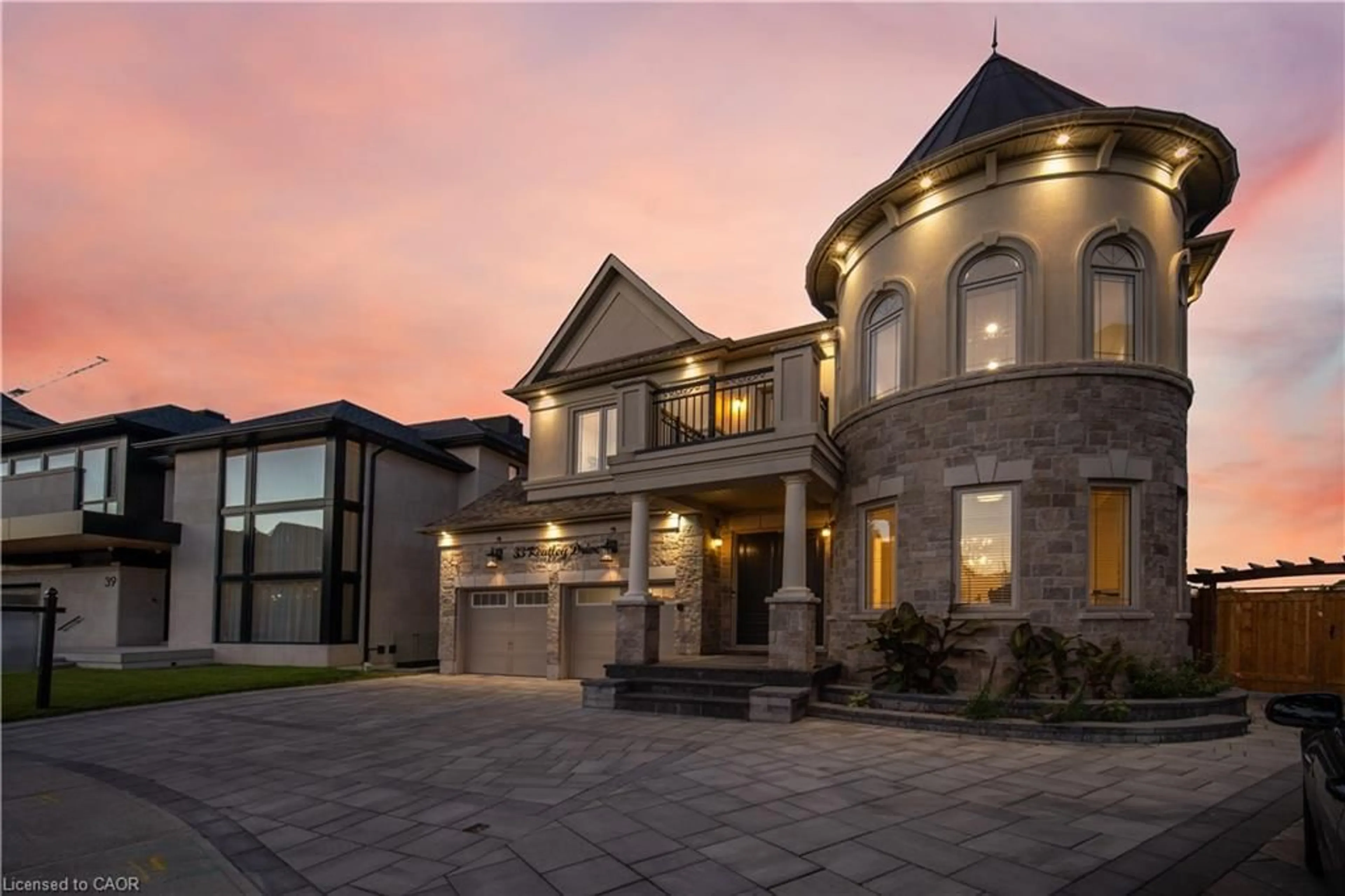 Home with brick exterior material, street for 33 Keatley Dr, Maple Ontario L6A 4Y3