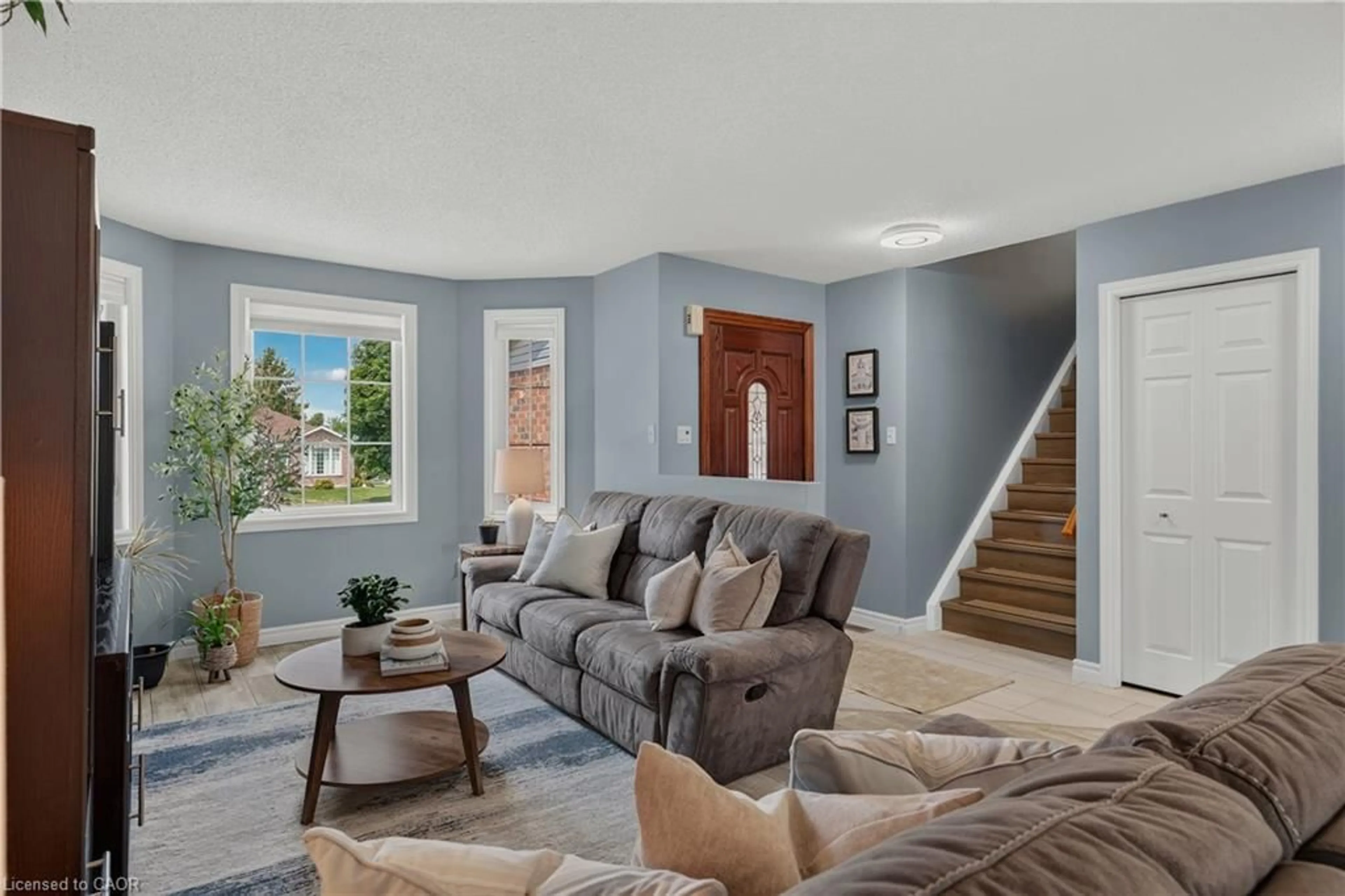Living room with furniture, unknown for 11 Maple St, Drayton Ontario N0G 1P0