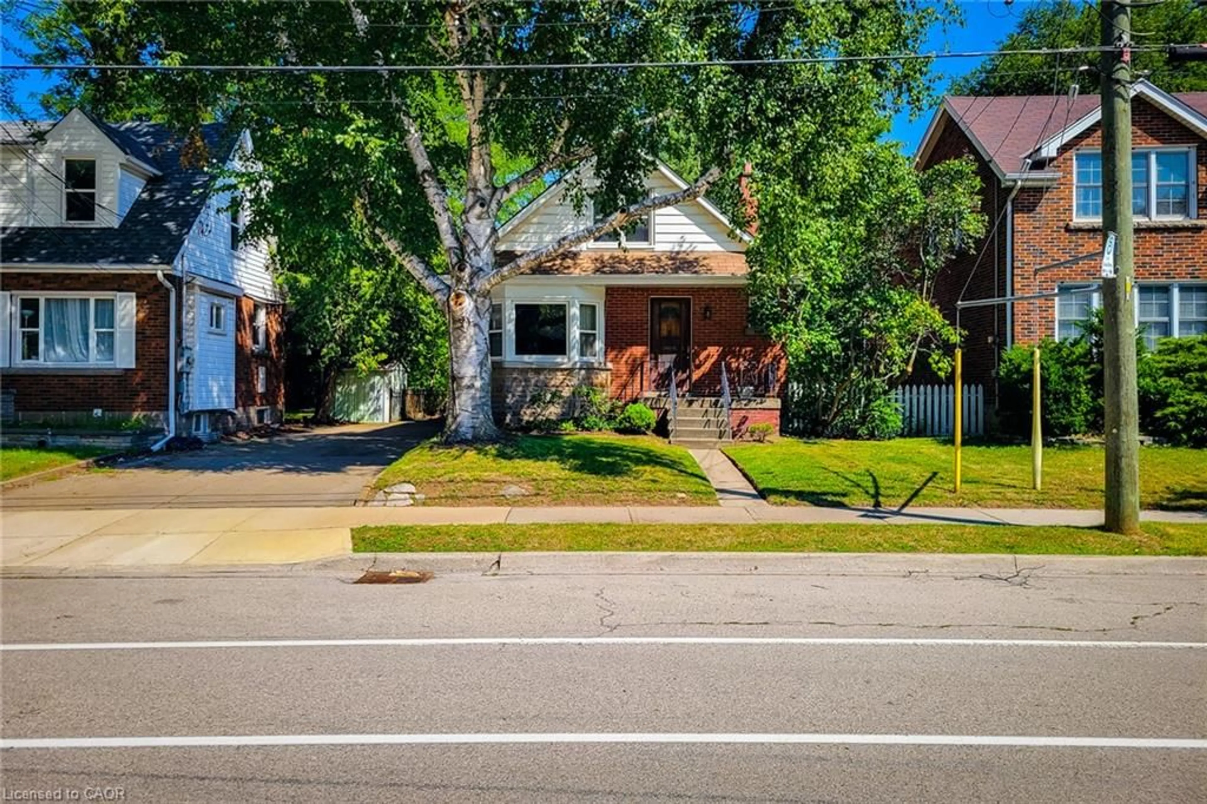Unknown for 30 Sanders Blvd, Hamilton Ontario L8S 3J3