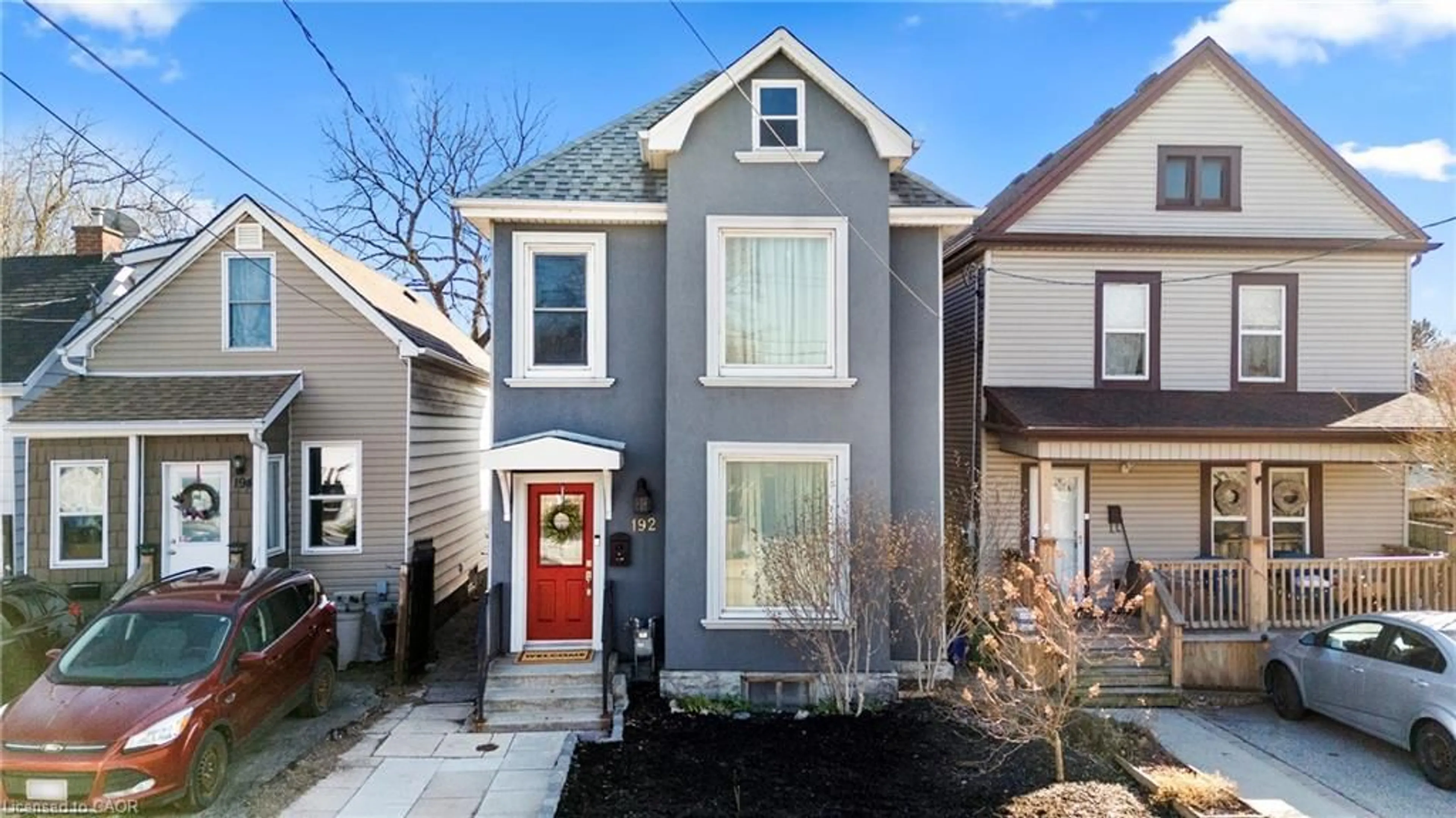 Home with brick exterior material, street for 192 Wood St, Hamilton Ontario L8L 3Z1