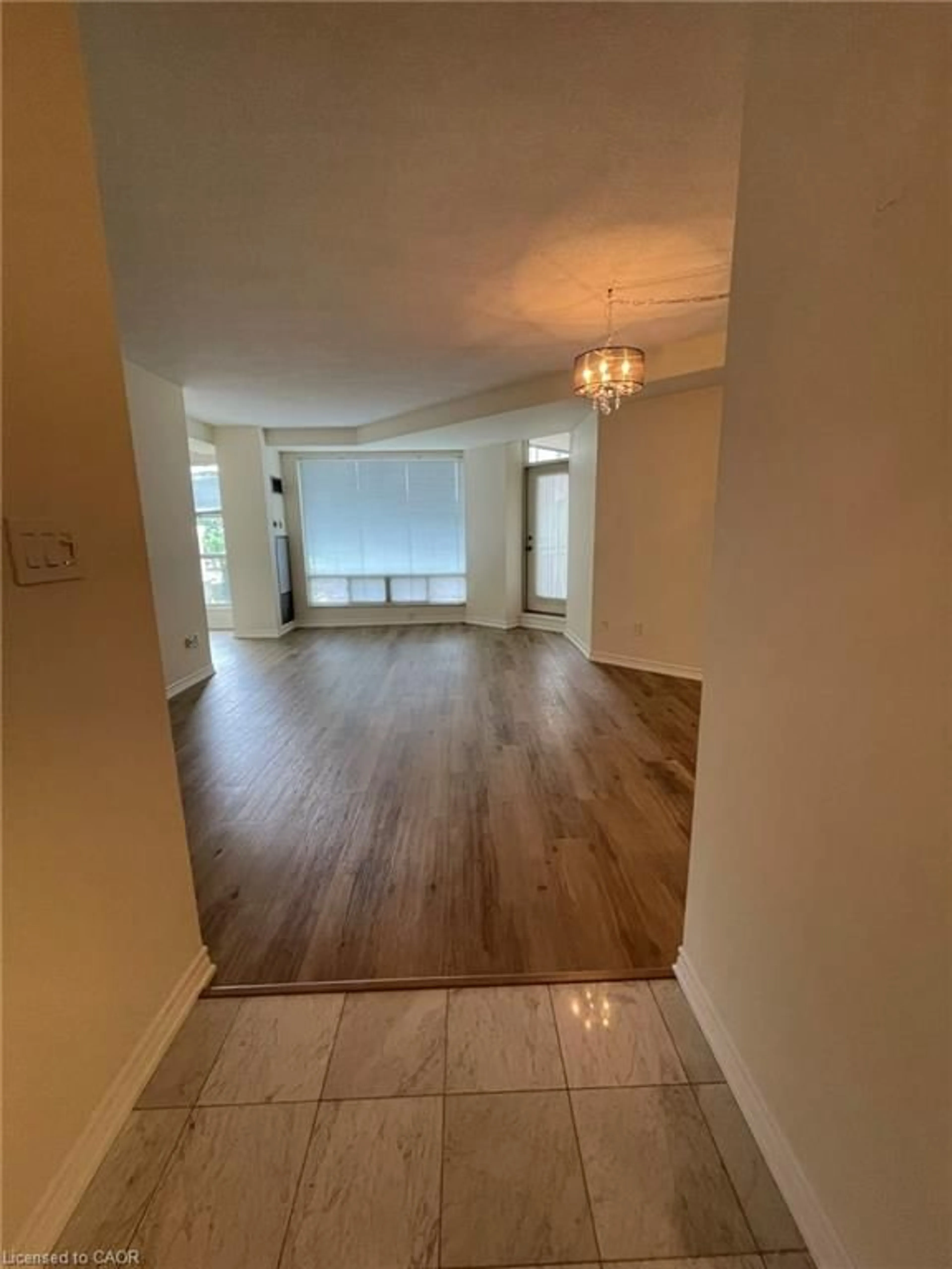 A pic of a room for 2511 Lakeshore Rd #216, Oakville Ontario L6L 6L9