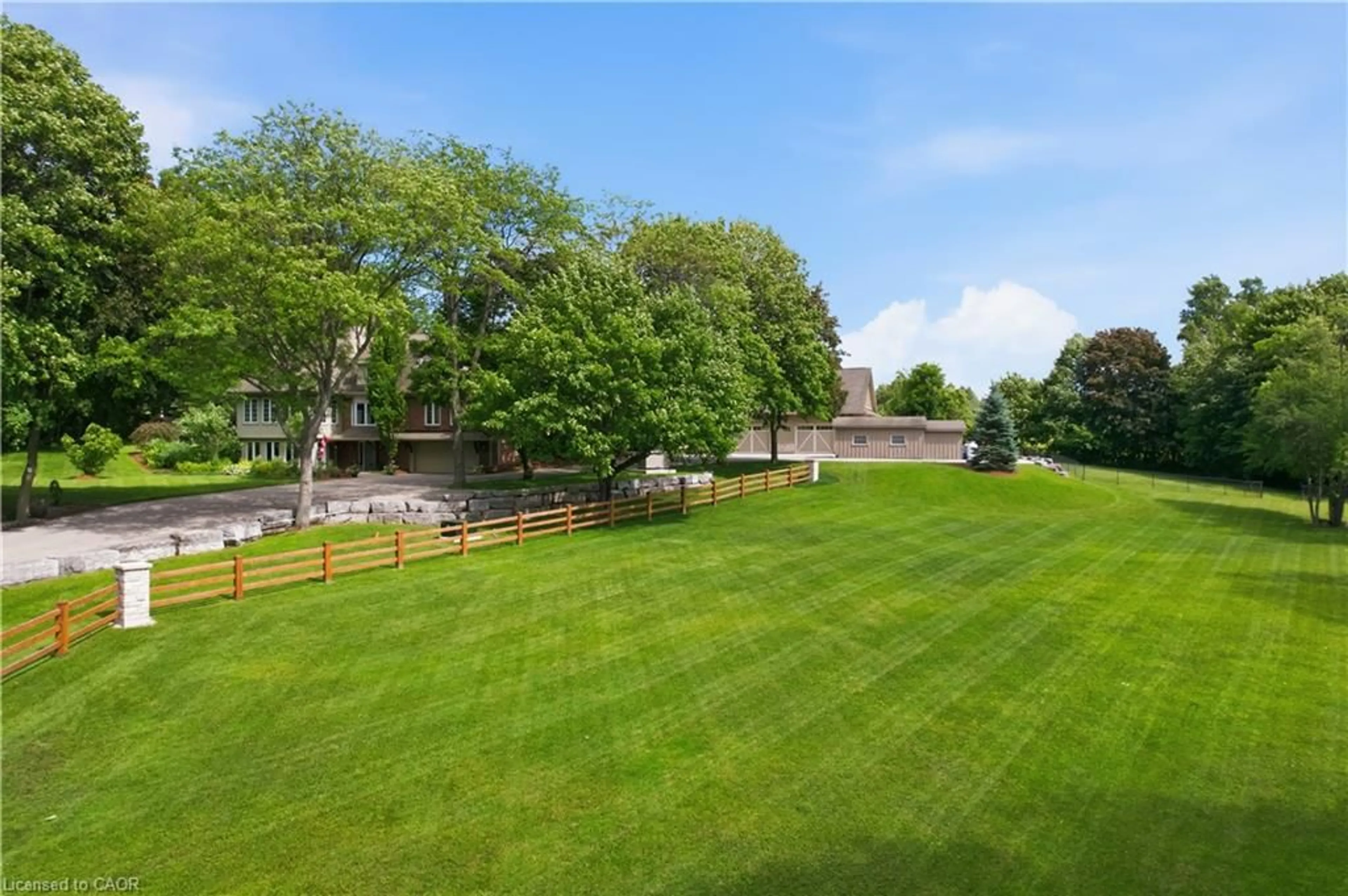 A pic from outside/outdoor area/front of a property/back of a property/a pic from drone, unknown for 314 7th Concession Rd, Flamborough Ontario L8B 1T5