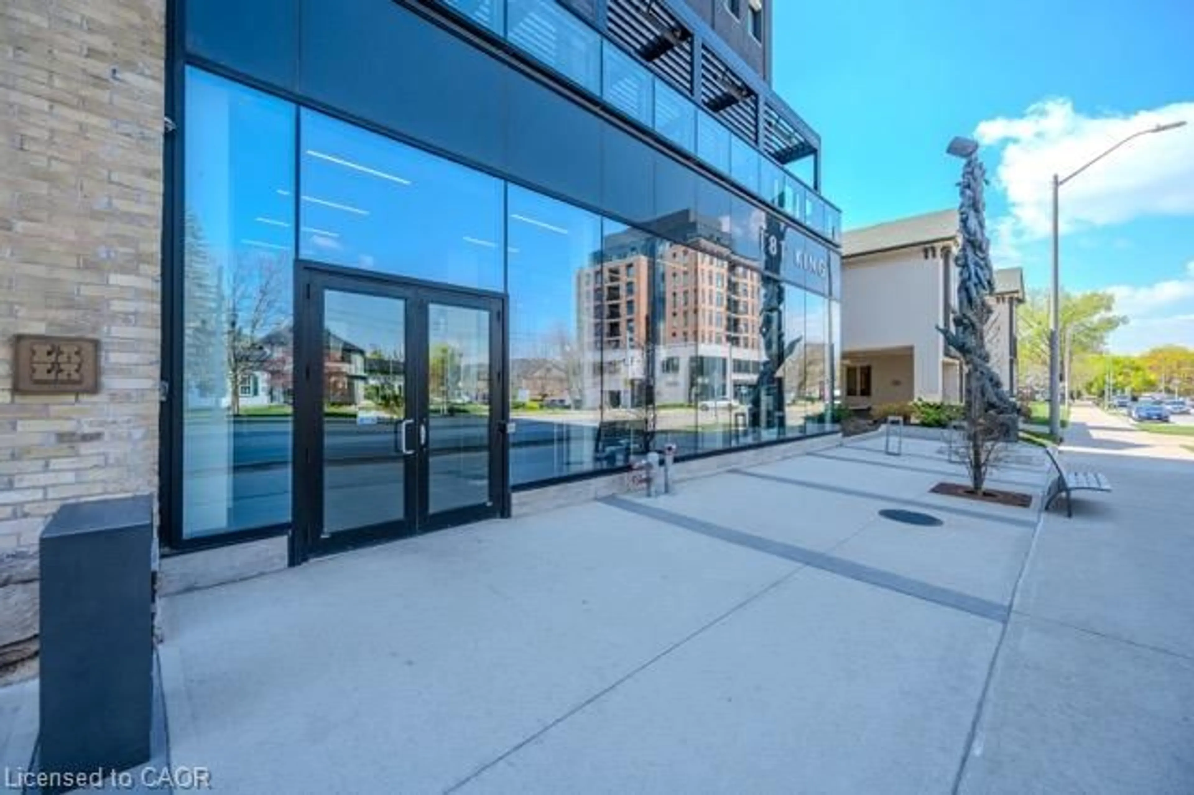 Unknown for 181 King St #1607, Waterloo Ontario N2J 0E7