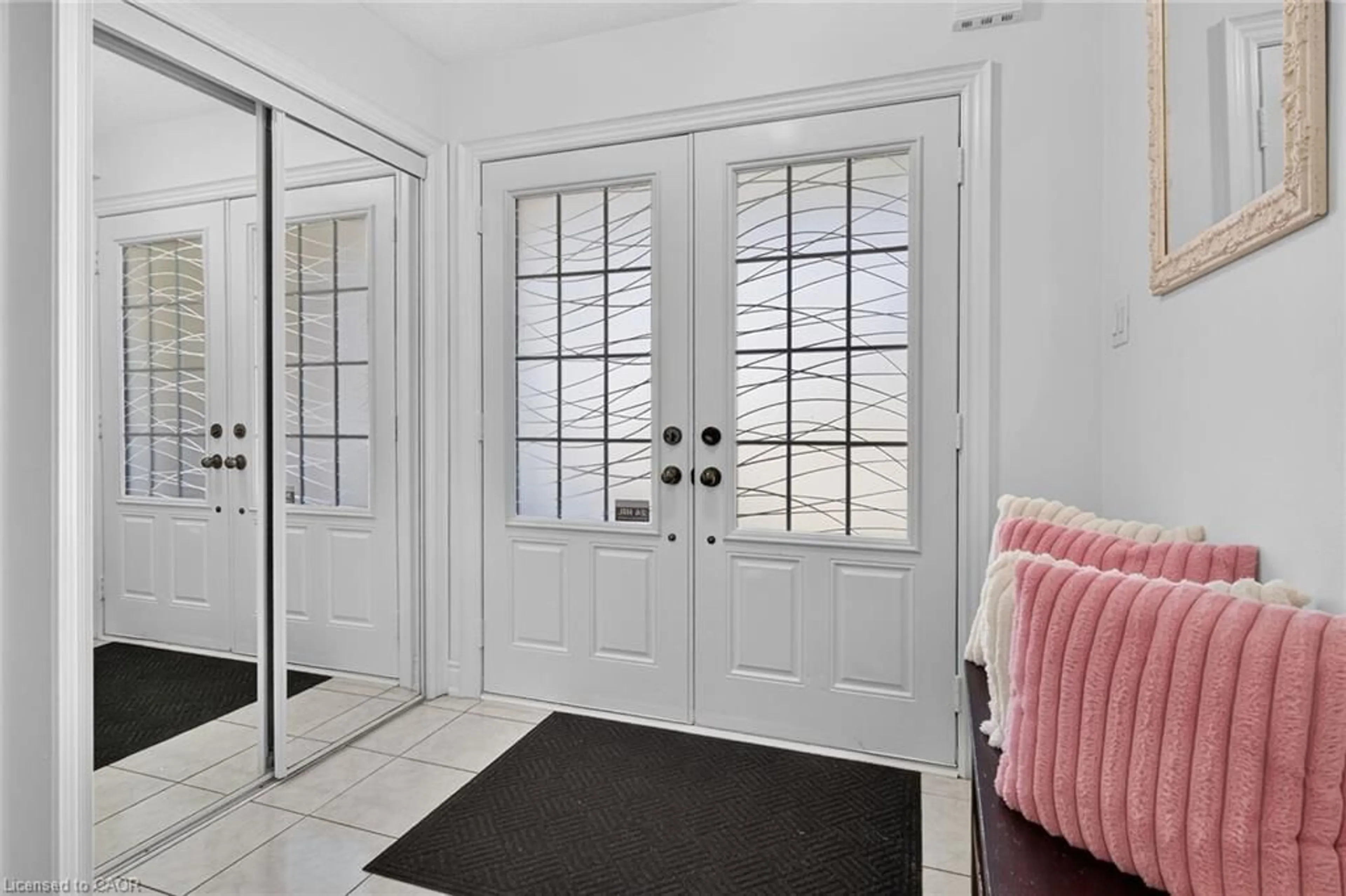 Indoor entryway for 127 Cook St, Binbrook Ontario L0R 1C0