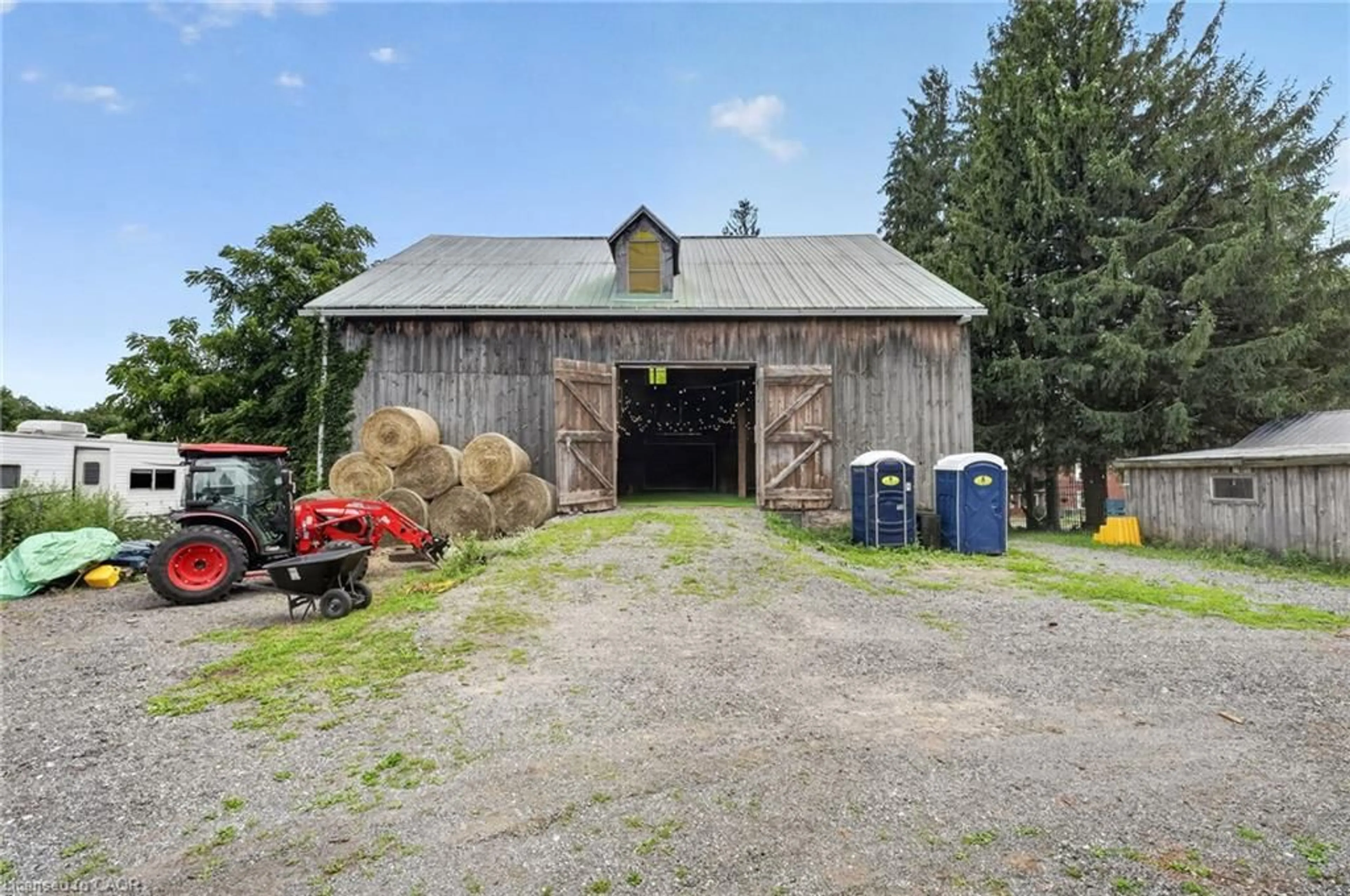 Shed for 1396 Progreston Rd, Carlisle Ontario L0R 1H3